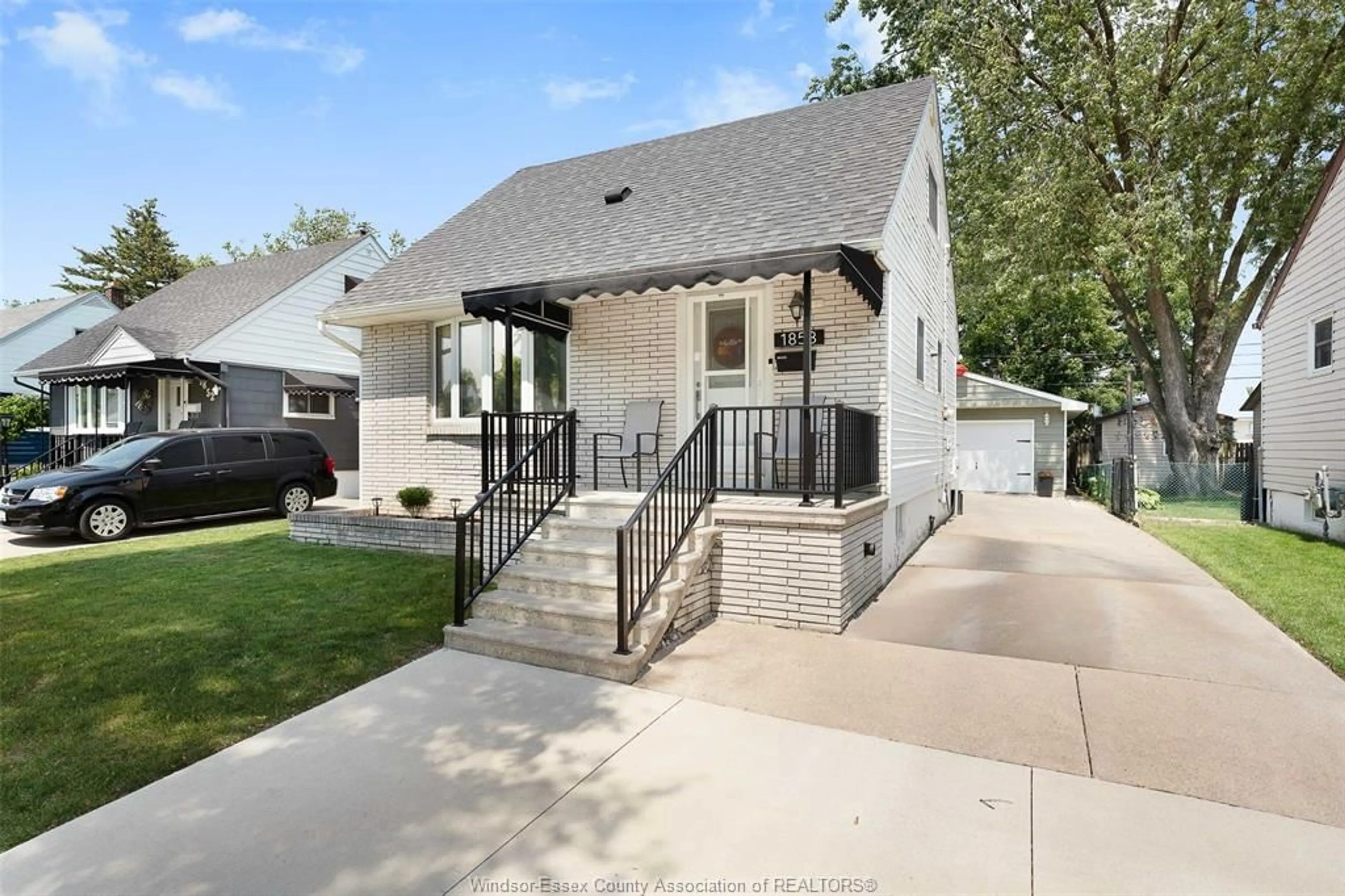 Home with brick exterior material, street for 1858 OLIVE, Windsor Ontario N8T 1R2
