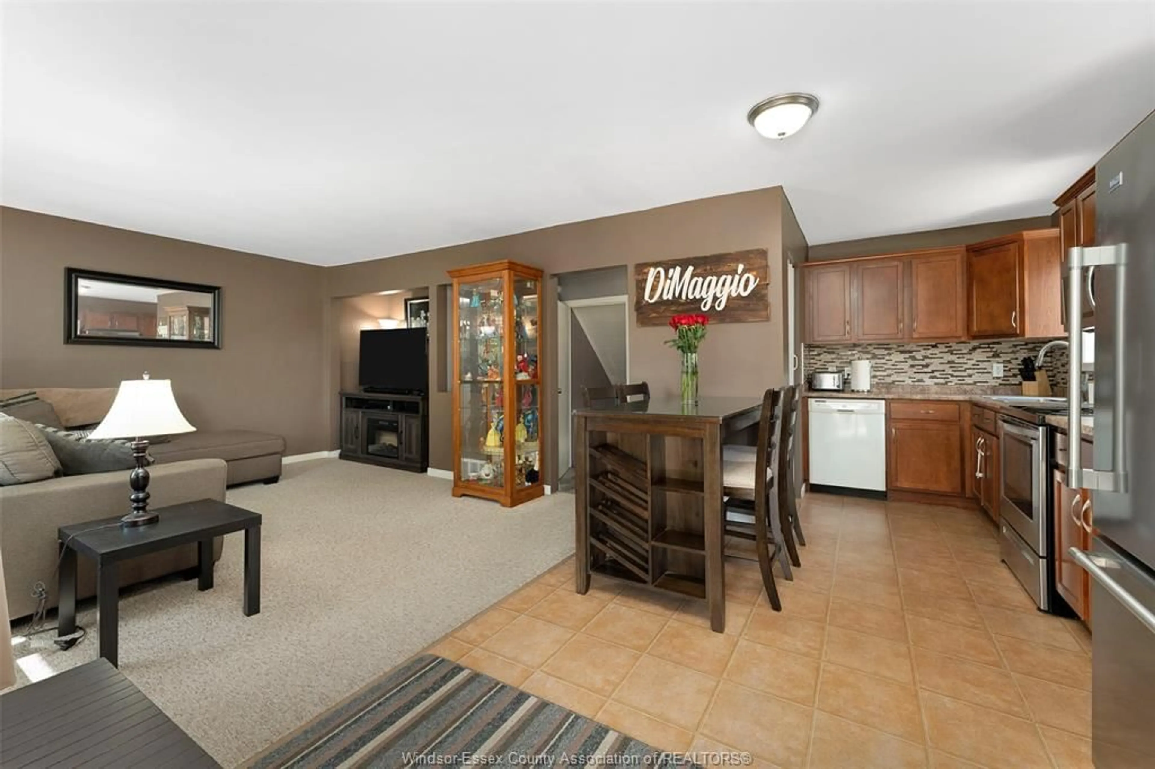 Open concept kitchen, ceramic/tile floor for 1858 OLIVE, Windsor Ontario N8T 1R2