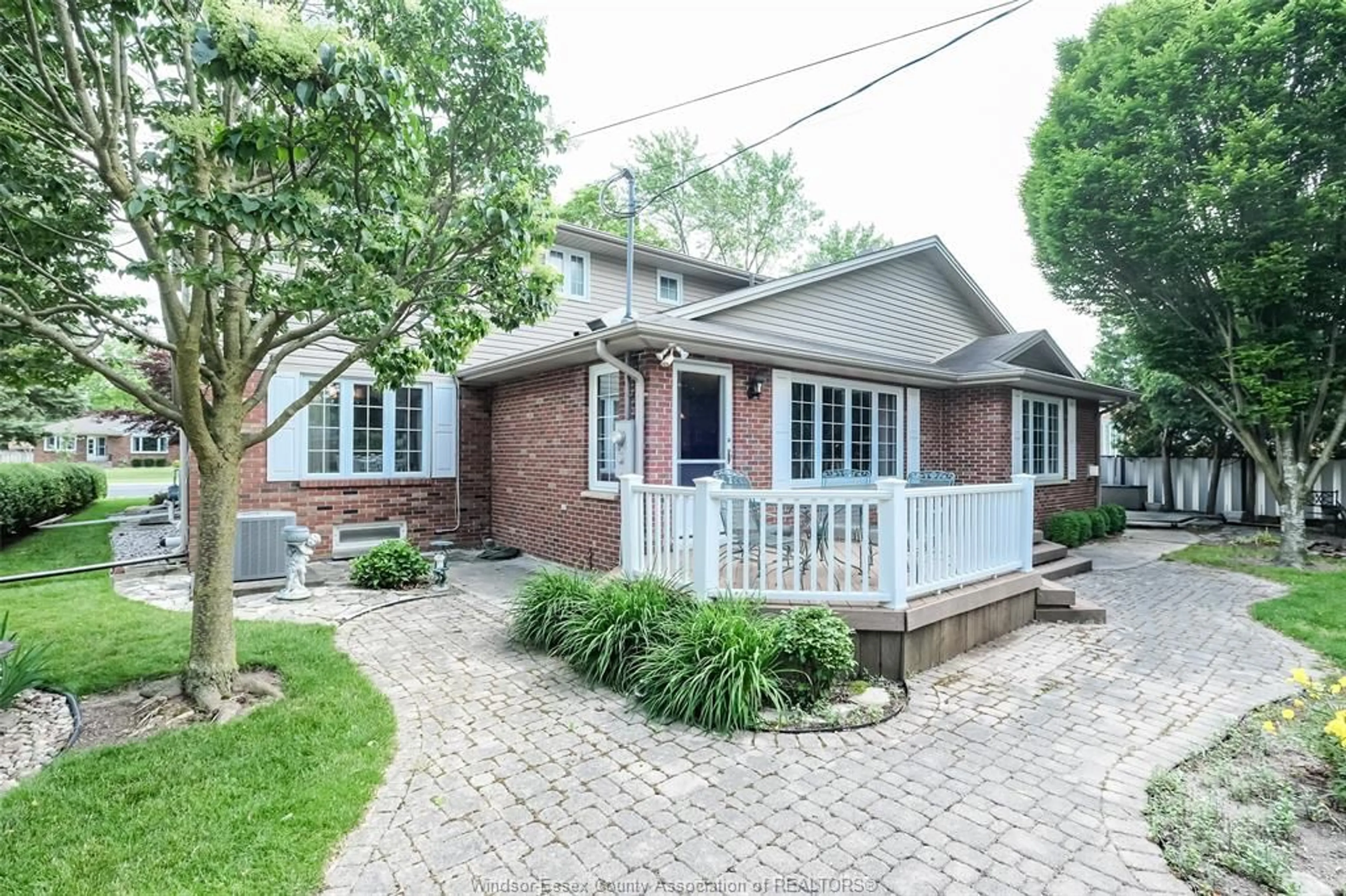 Home with brick exterior material, street for 1210 CABANA, Windsor Ontario N9G 1B7