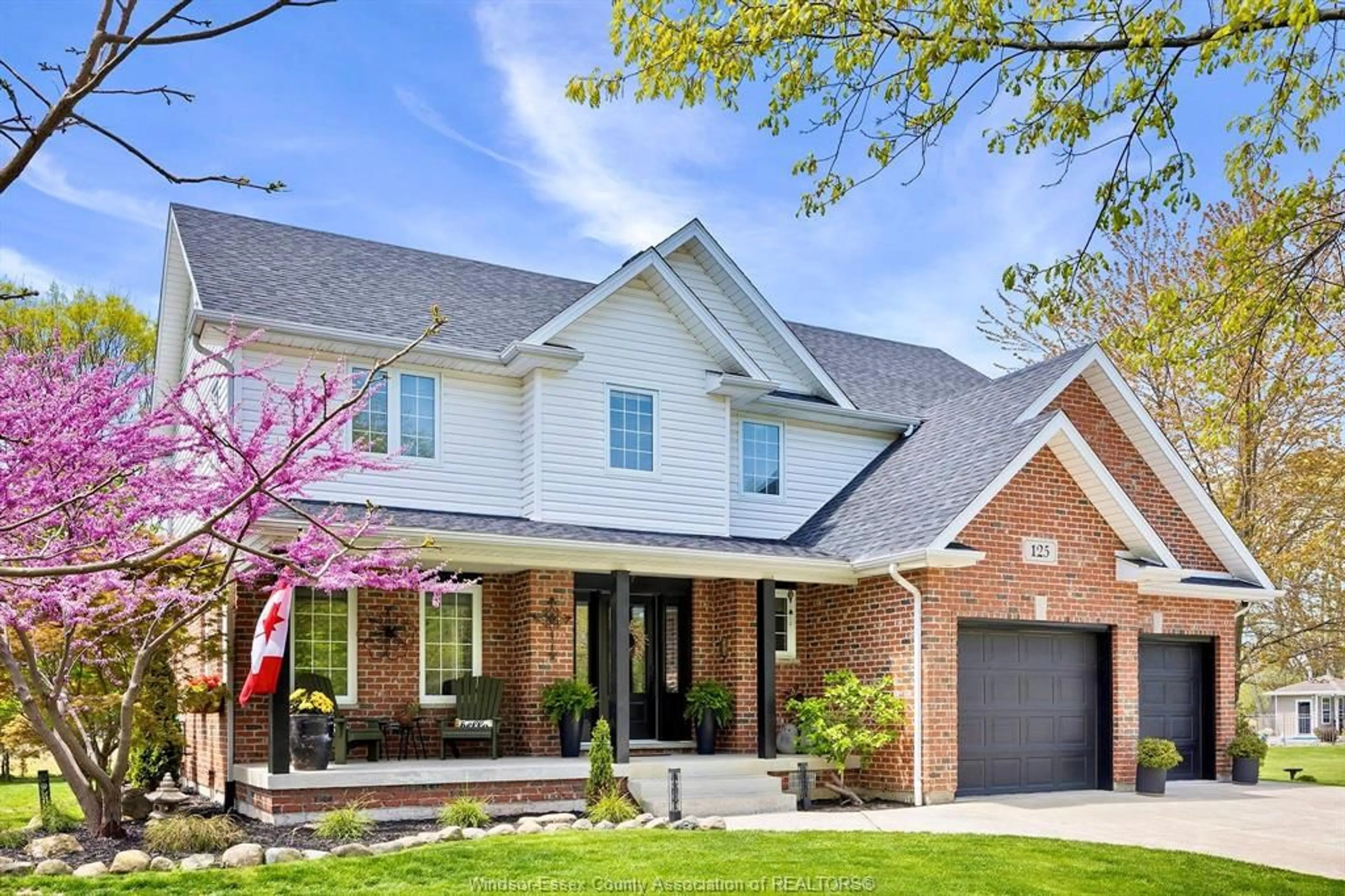 Home with brick exterior material, street for 125 ISLAND VIEW, Colchester Ontario N0R 1G0
