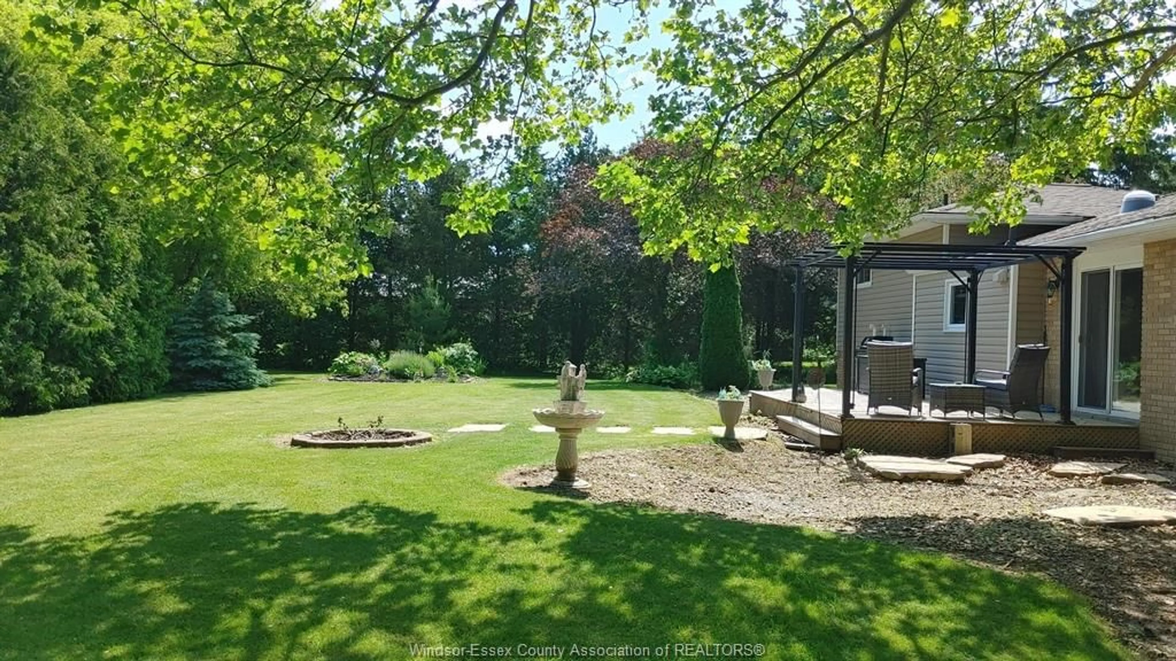 A pic from outside/outdoor area/front of a property/back of a property/a pic from drone, forest/trees view for 13496 13TH CONCESSION, Essex Ontario N8M 2X6