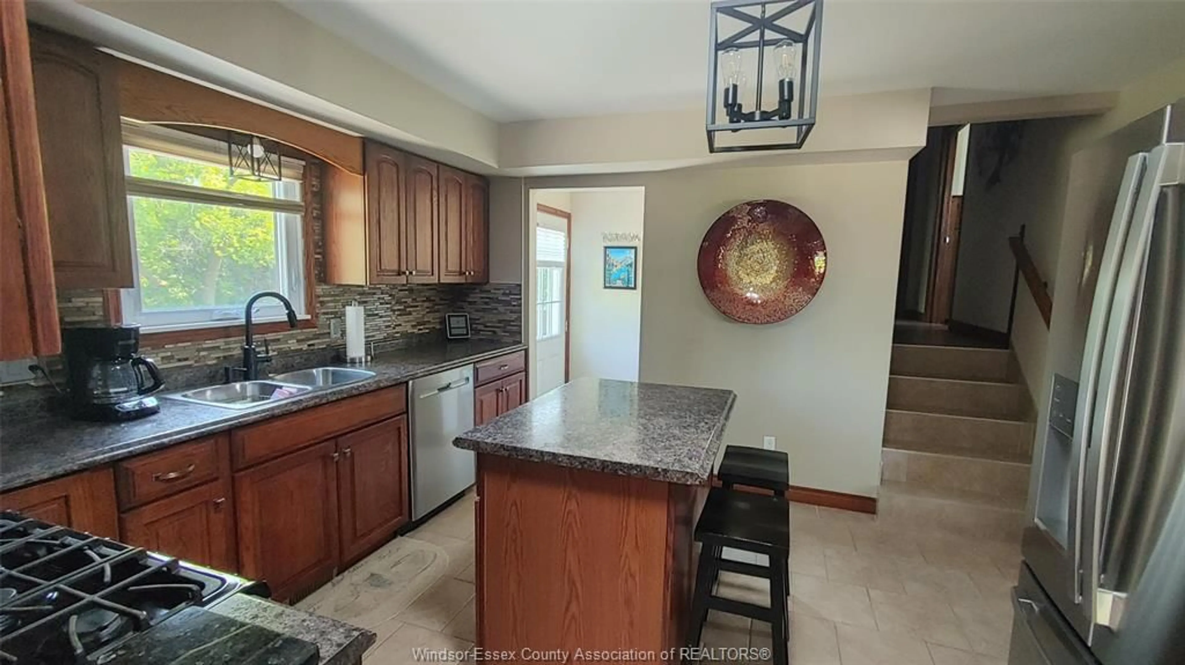 Open concept kitchen, ceramic/tile floor for 13496 13TH CONCESSION, Essex Ontario N8M 2X6