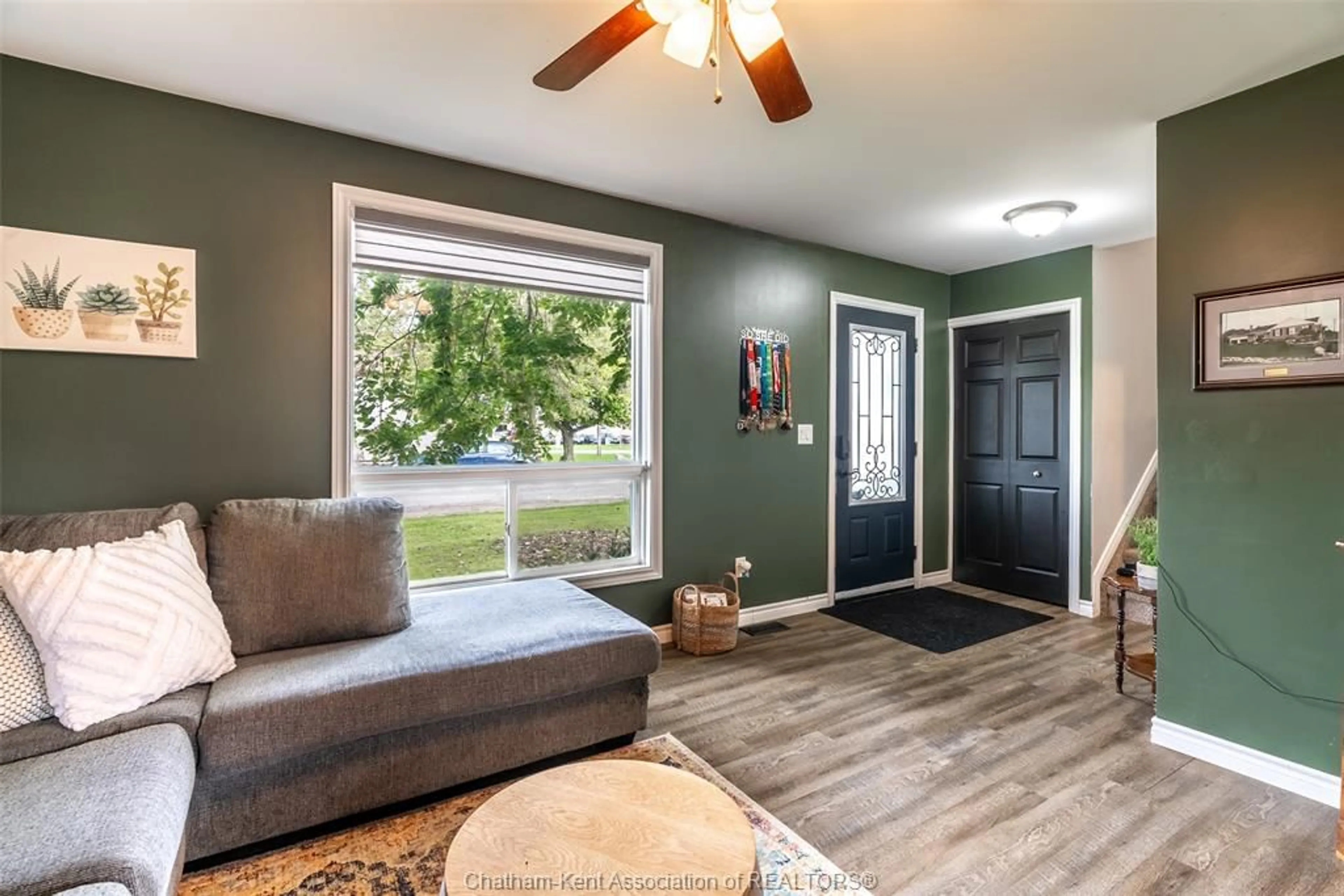 Living room with furniture, unknown for 210 Harvey St, Essex Ontario N8M 2E7