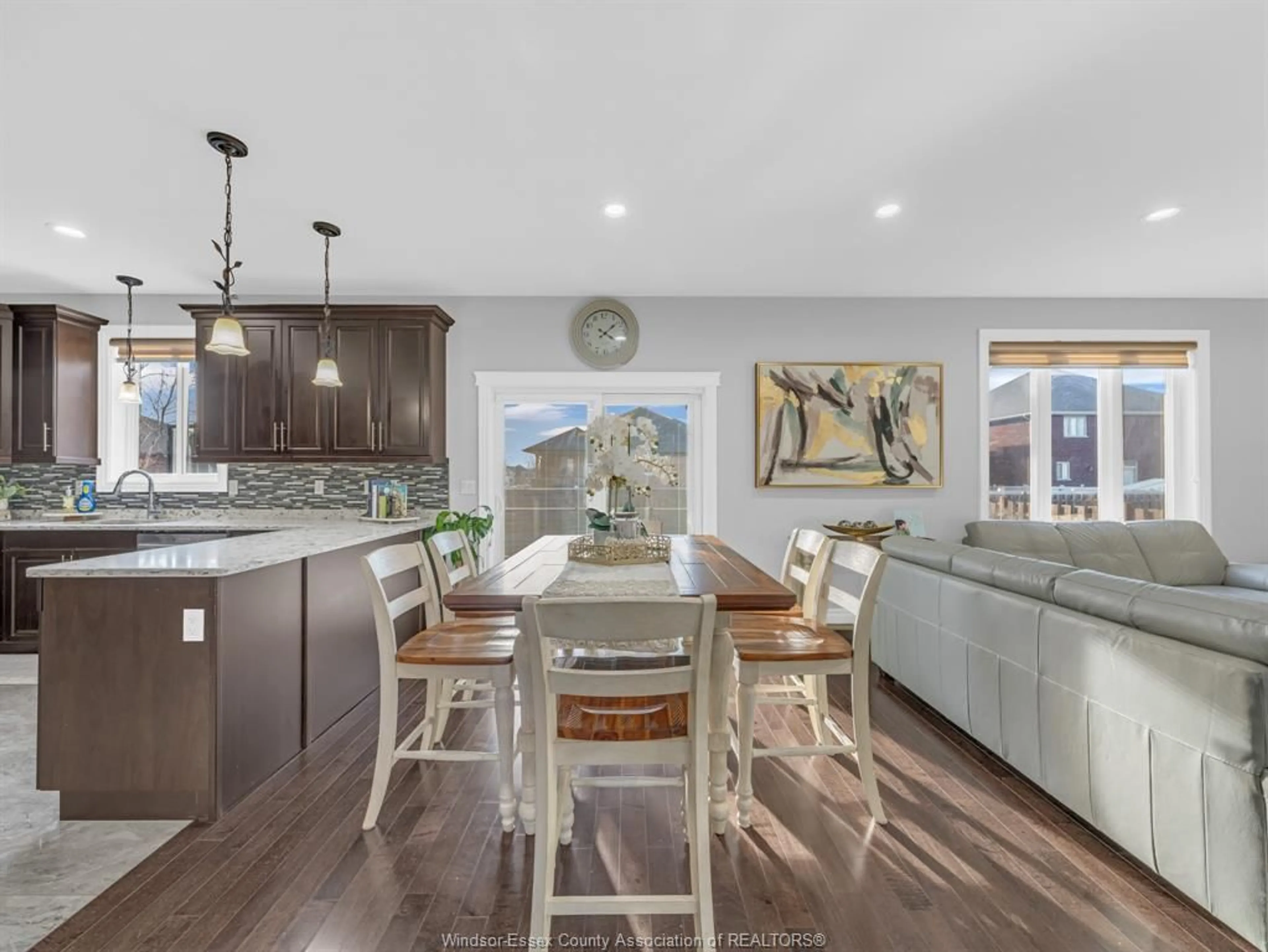 Open concept kitchen, unknown for 3780 ZANZIBAR, Windsor Ontario N9G 0A4