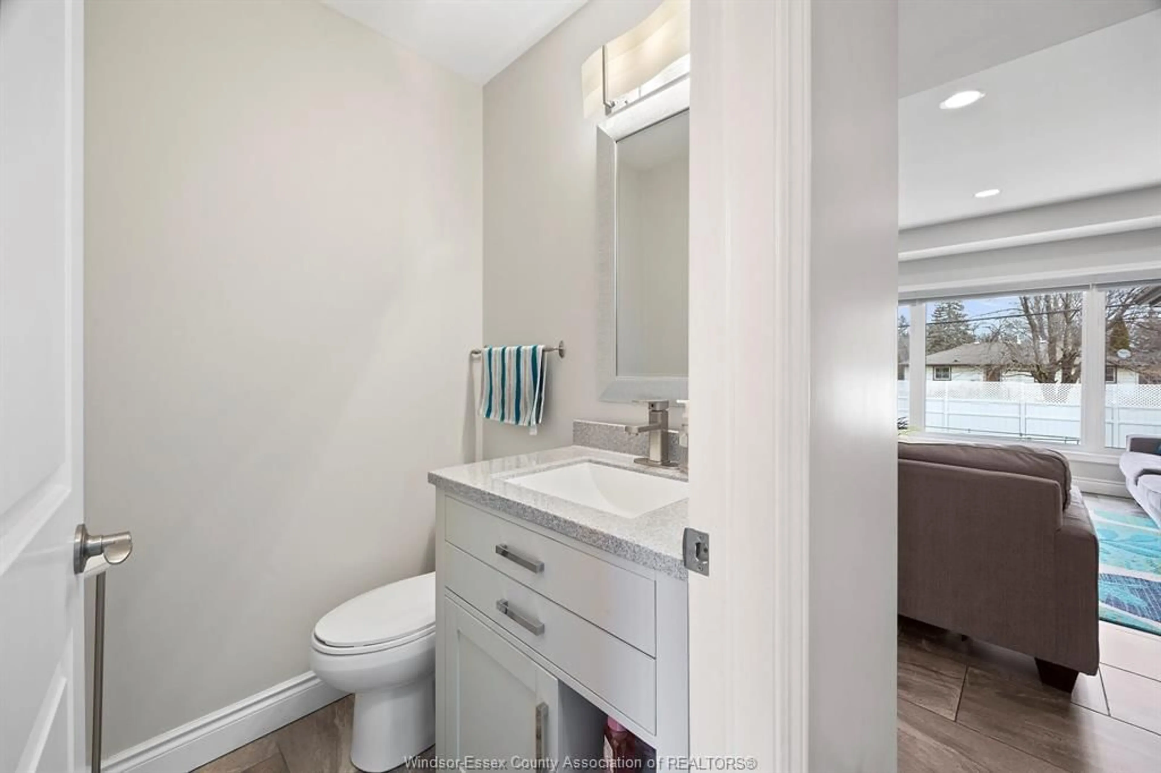 Standard bathroom, ceramic/tile floor for 1565 OUTRAM, LaSalle Ontario N9J 3M3