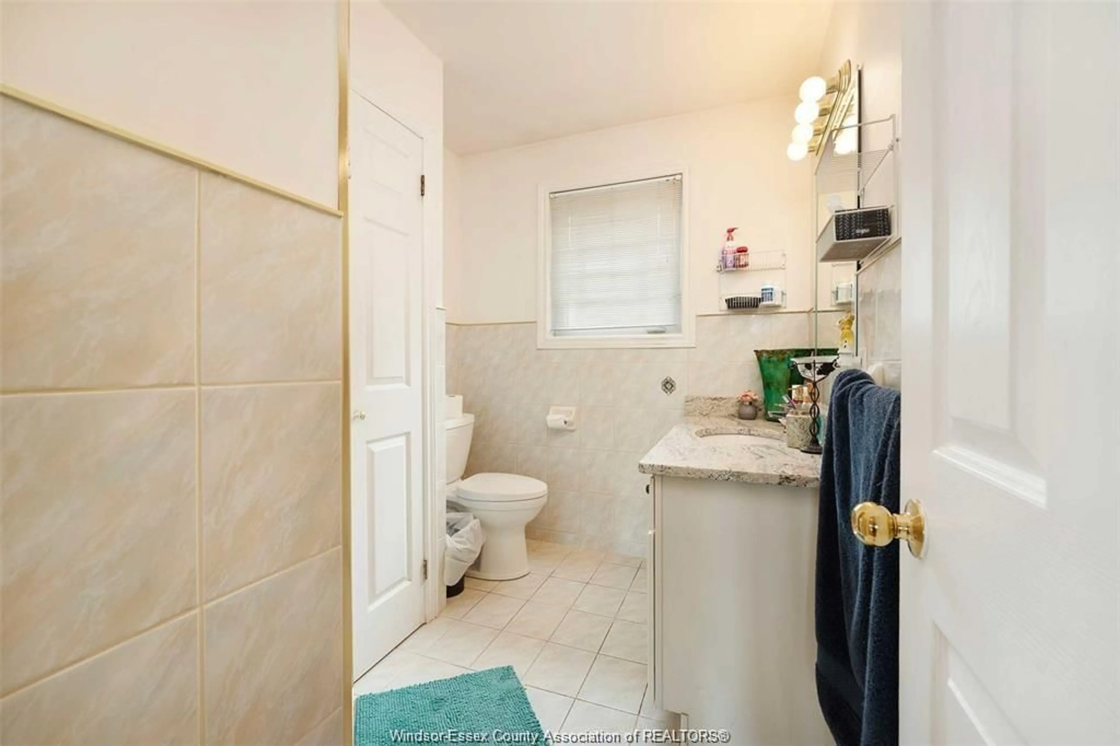 Standard bathroom, ceramic/tile floor for 2645 BRIDGEWAY Blvd, LaSalle Ontario N9H 2L2