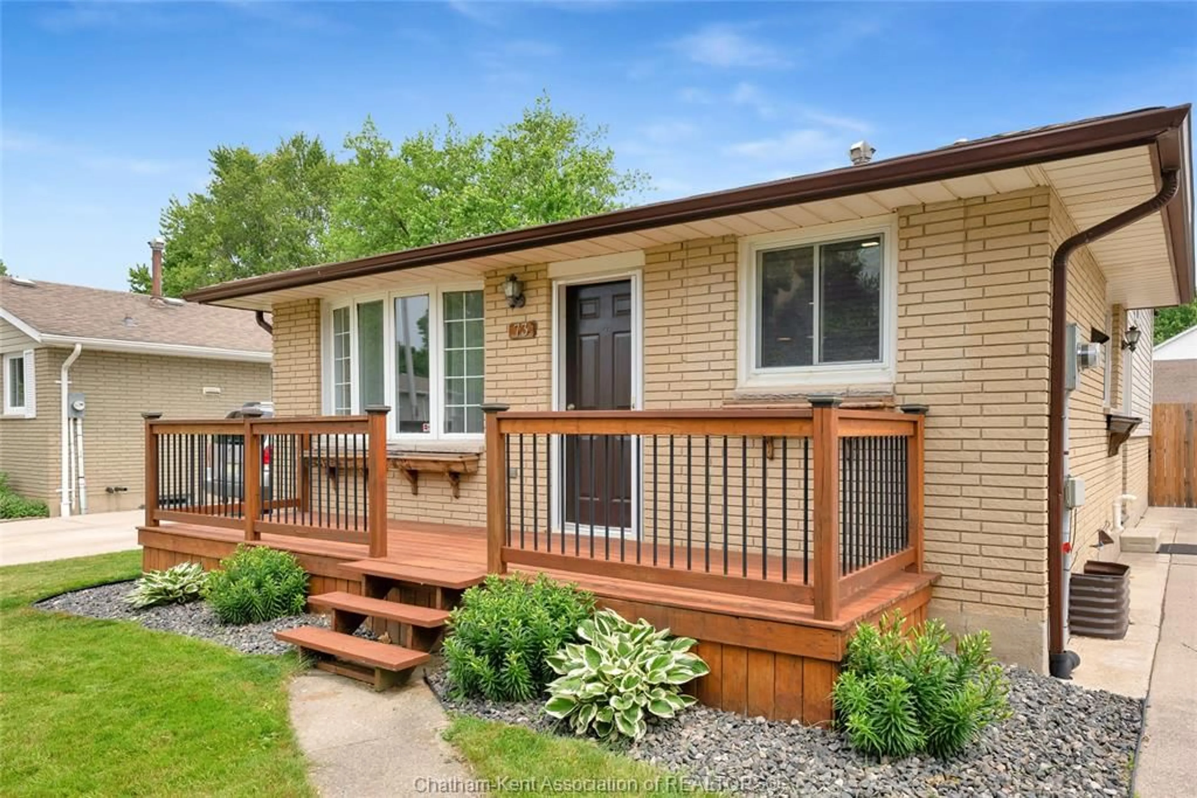 Home with vinyl exterior material, street for 73 MARION Ave, Chatham Ontario N7M 5N7