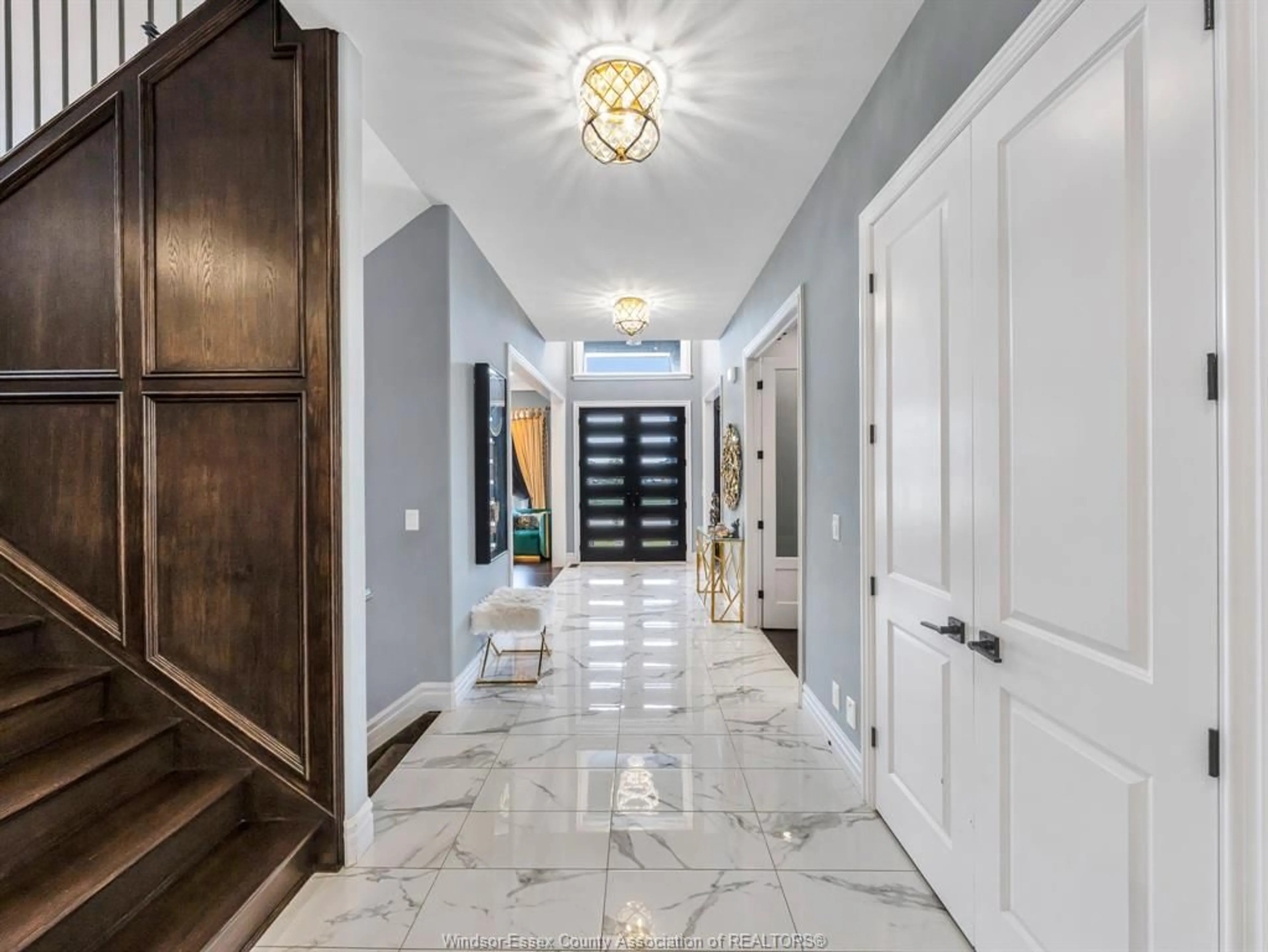 Indoor entryway for 1269 CAMPANA Cres, Lakeshore Ontario N8L 0K2