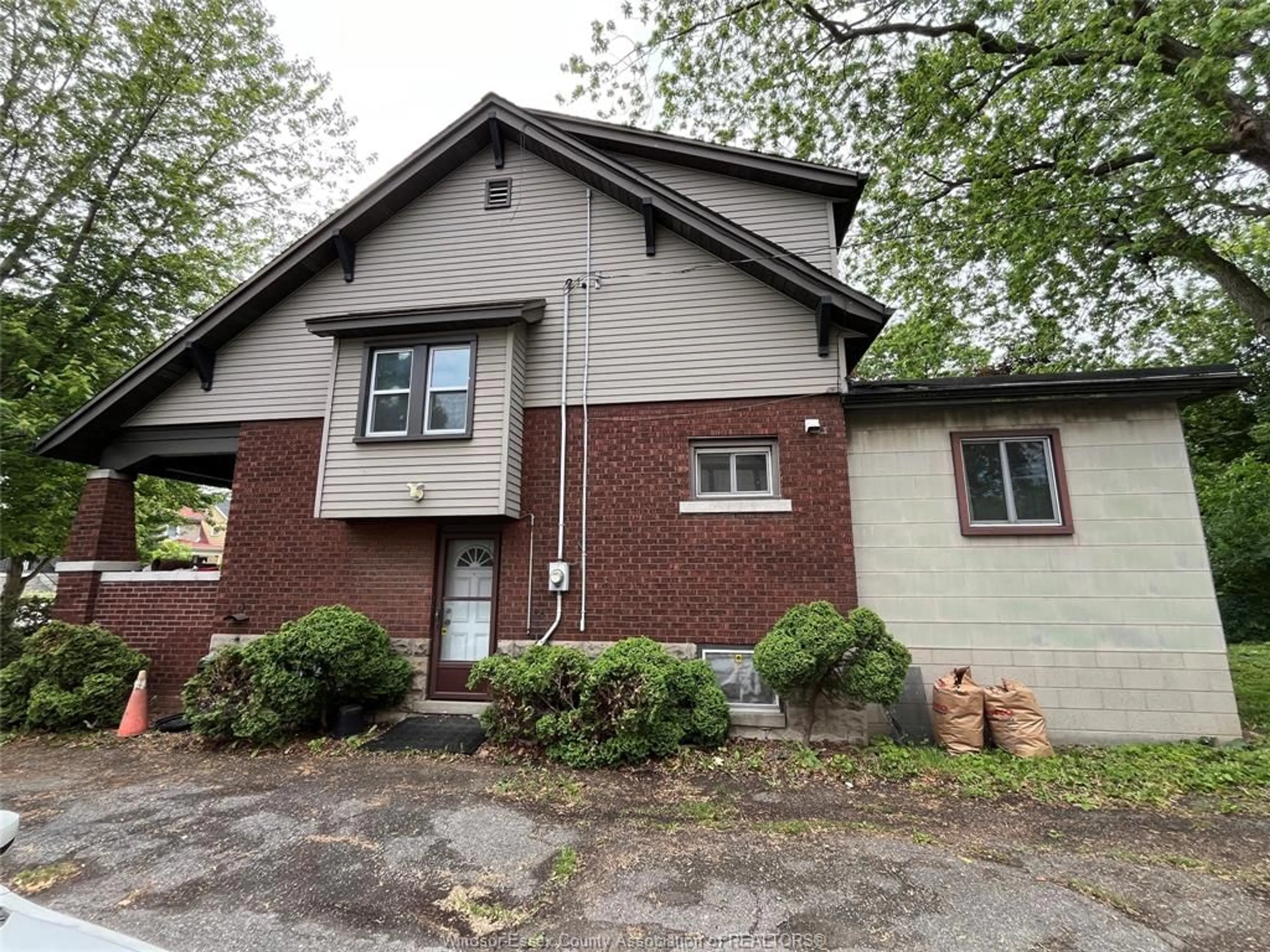 Home with brick exterior material, street for 351 RANDOLPH Ave, Windsor Ontario N9B 2T4