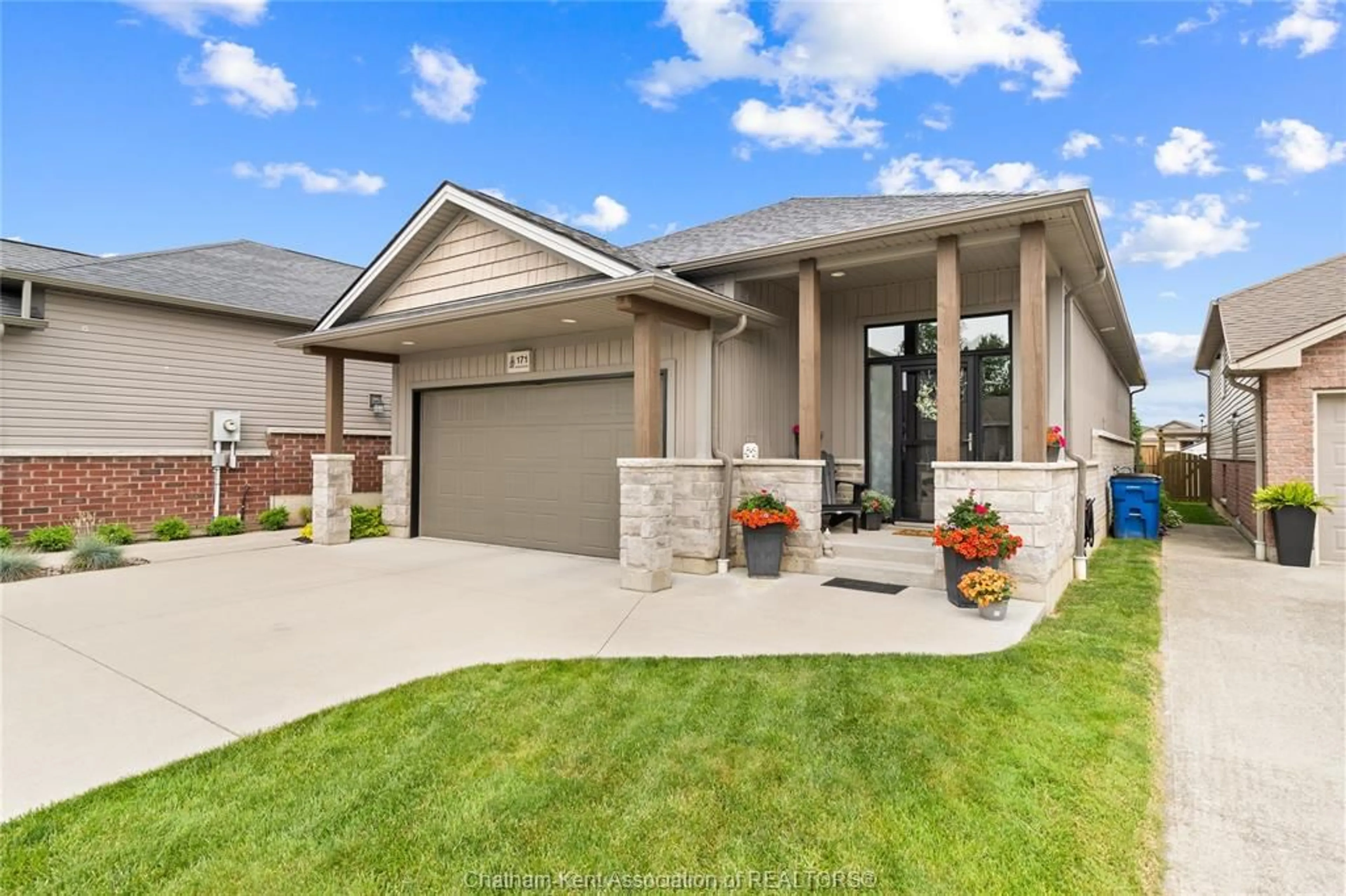 Home with brick exterior material, street for 171 Hudson Dr, Chatham Ontario N7L 0A4