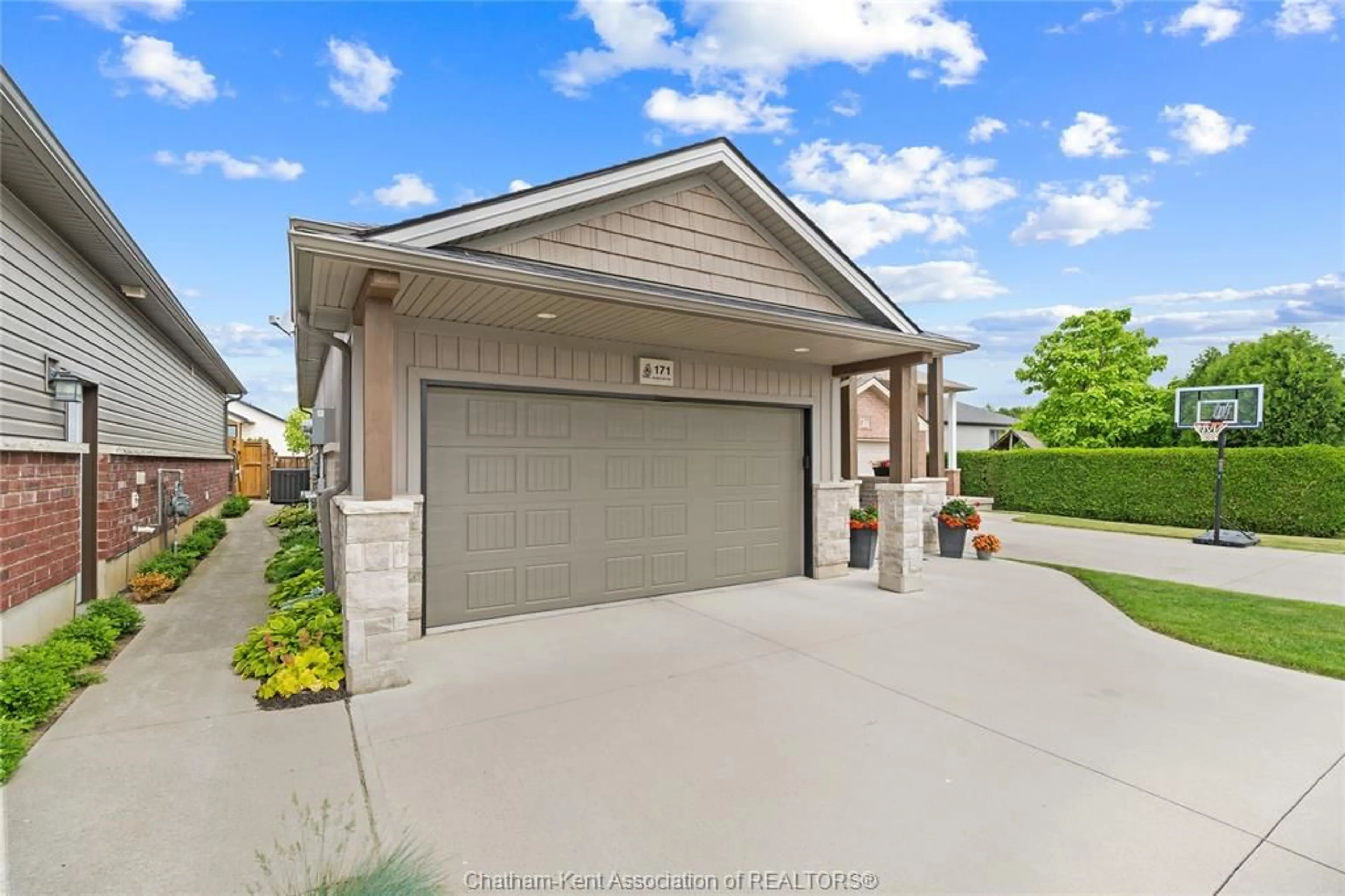 Unknown for 171 Hudson Dr, Chatham Ontario N7L 0A4