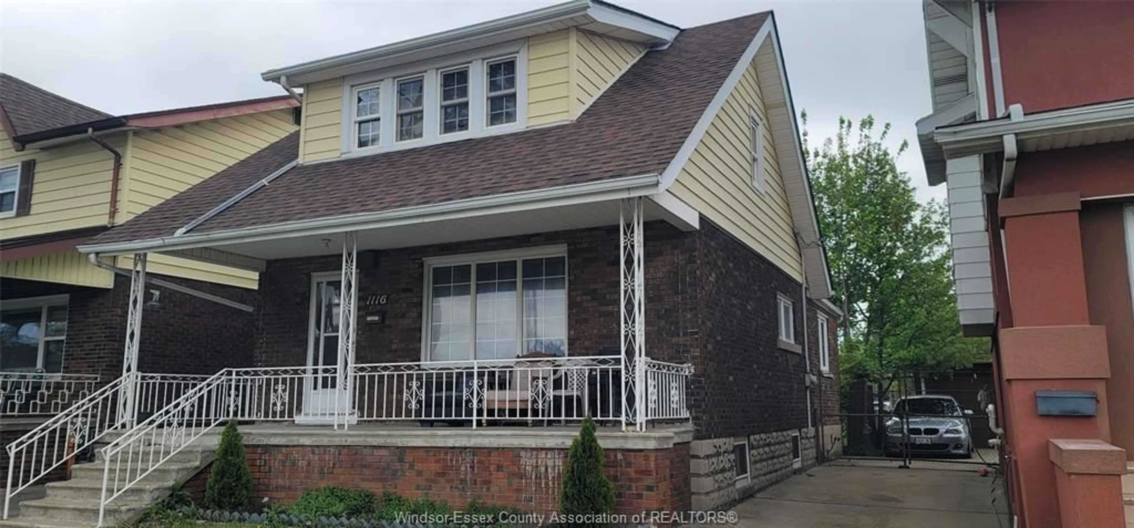 Home with brick exterior material, street for 1116 PARENT, Windsor Ontario N9A 2E5