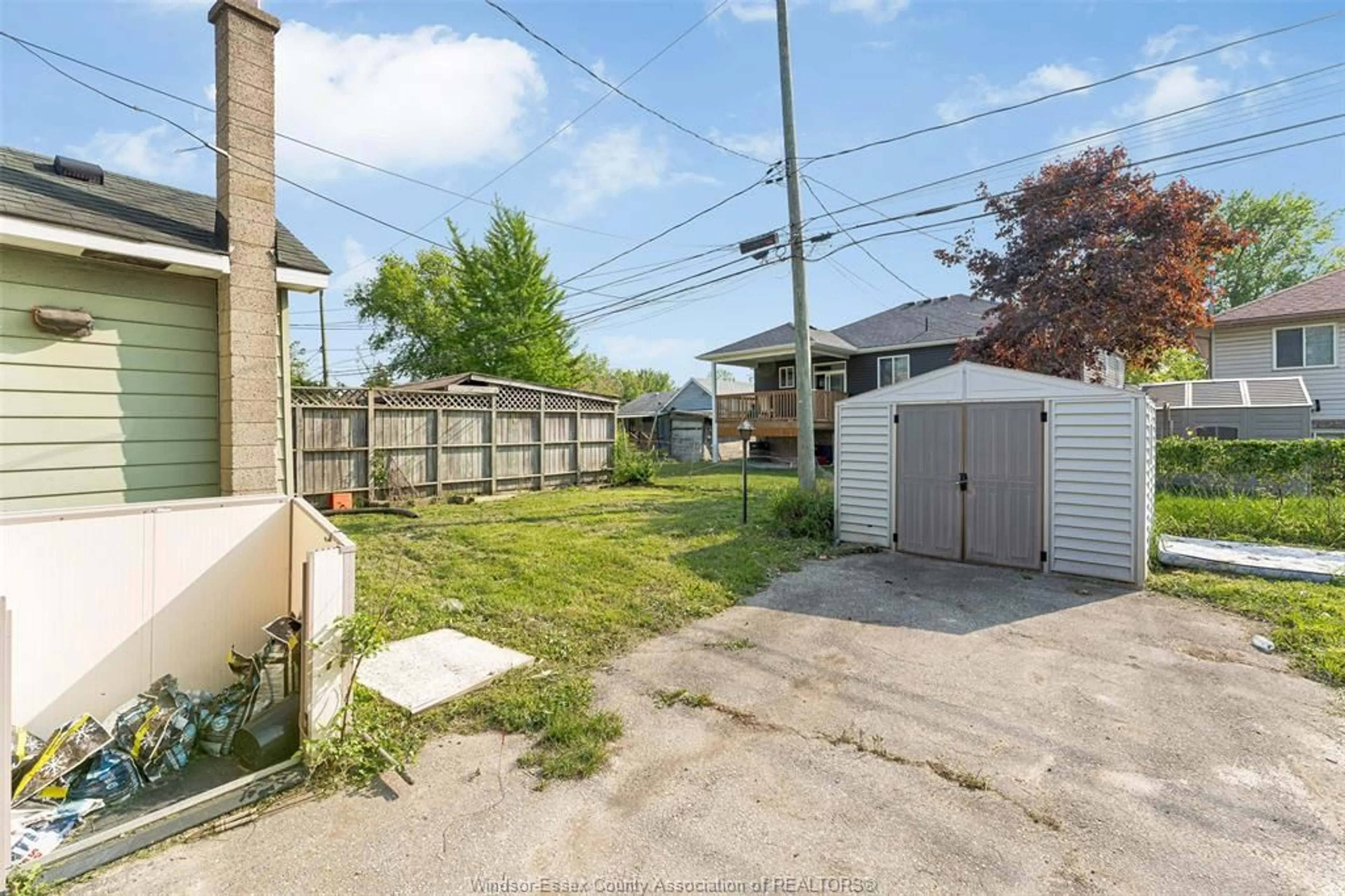 A pic from outside/outdoor area/front of a property/back of a property/a pic from drone, street for 1747 South Cameron, Windsor Ontario N9B 3C9