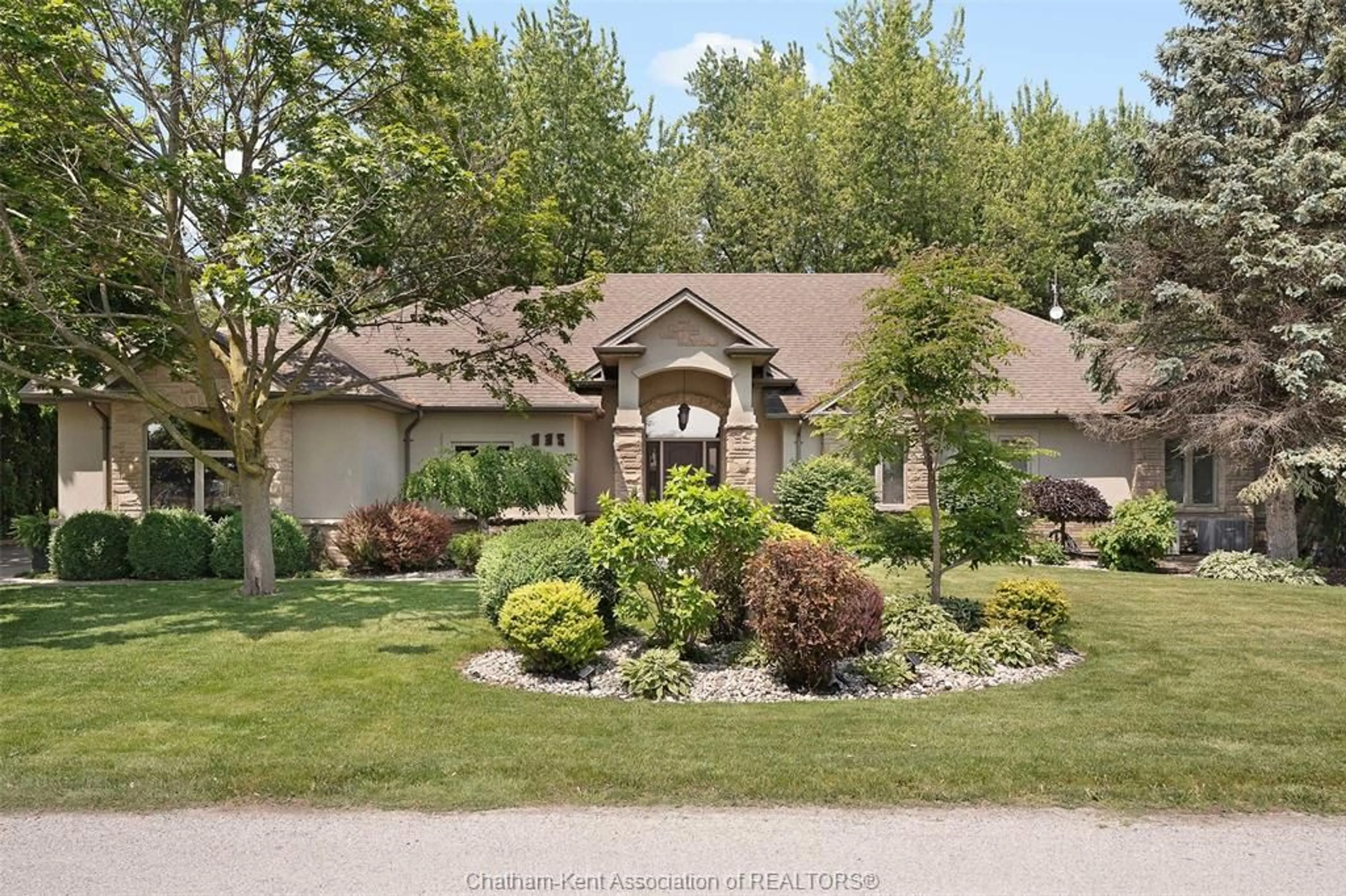 Home with brick exterior material, street for 335 ISLAND Cres, Lighthouse Cove Ontario N0P 2L0