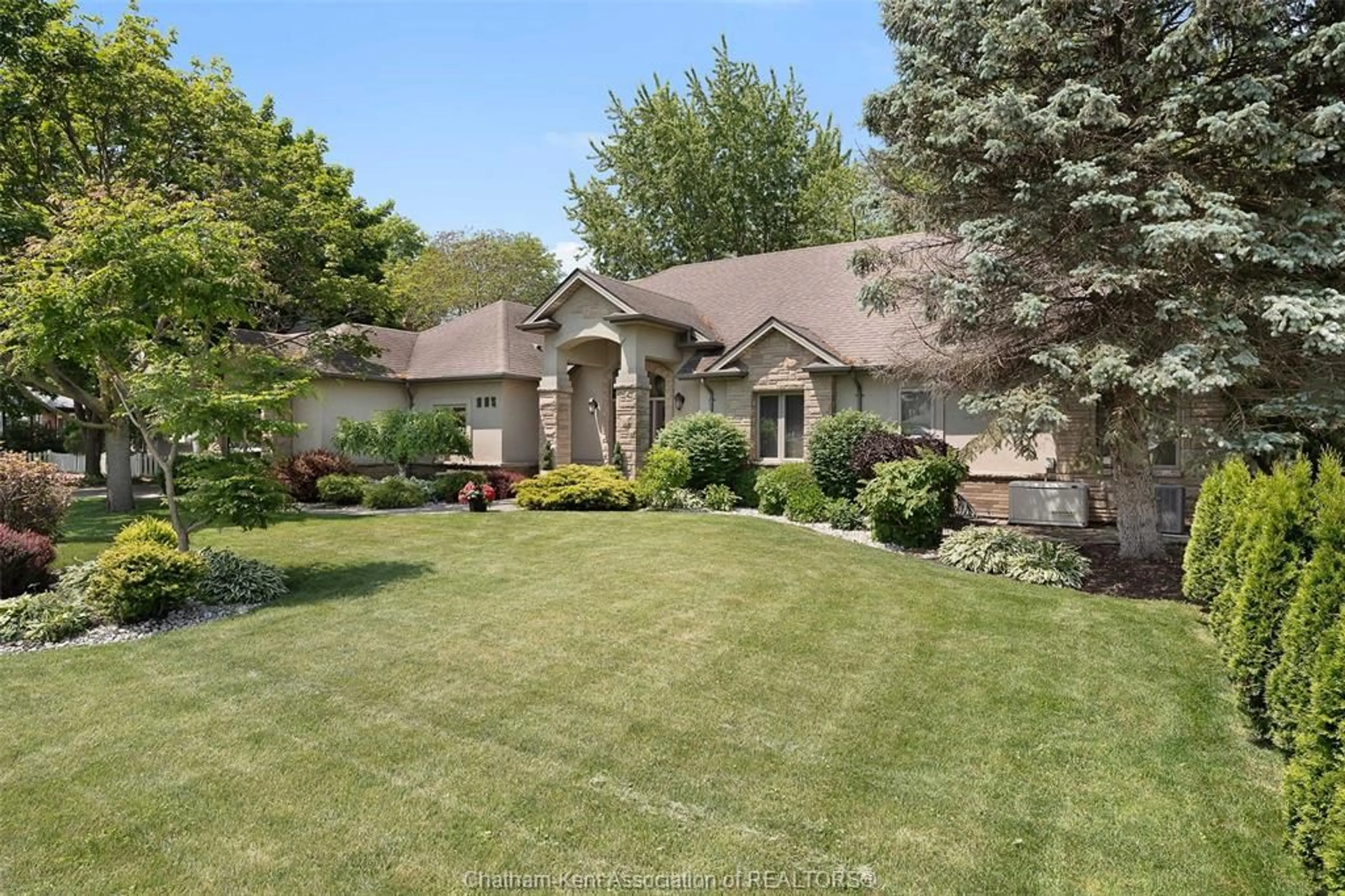 Unknown for 335 ISLAND Cres, Lighthouse Cove Ontario N0P 2L0