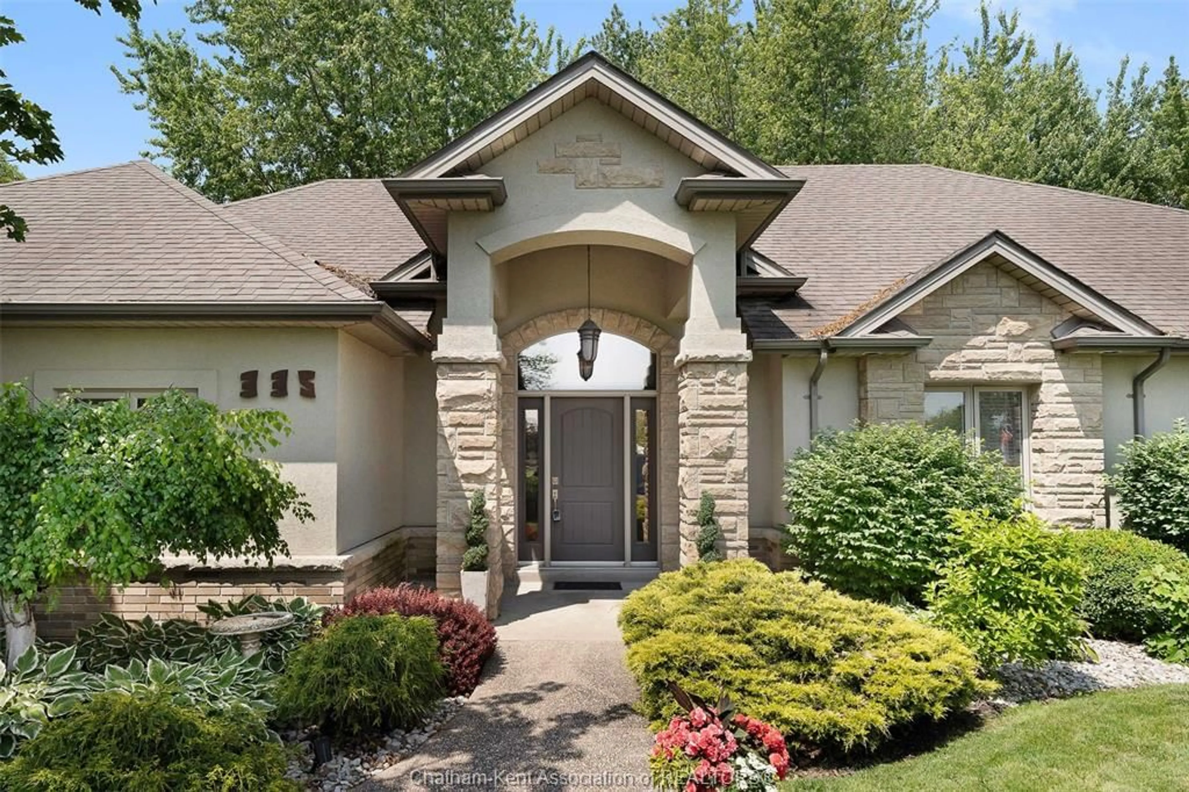 Home with brick exterior material, street for 335 ISLAND Cres, Lighthouse Cove Ontario N0P 2L0