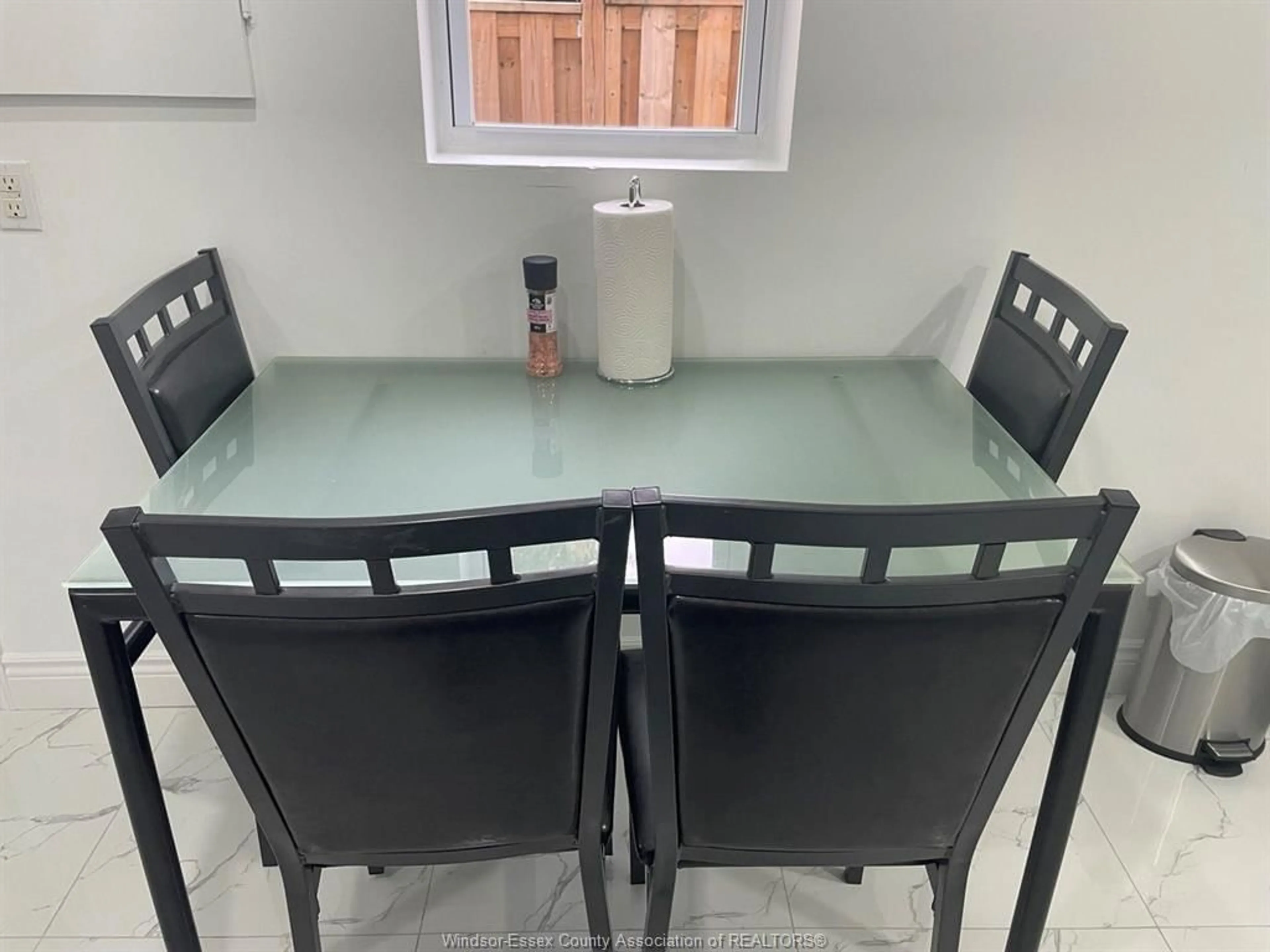 Dining room, unknown for 814 LANGLOIS, Windsor Ontario N9A 2H1