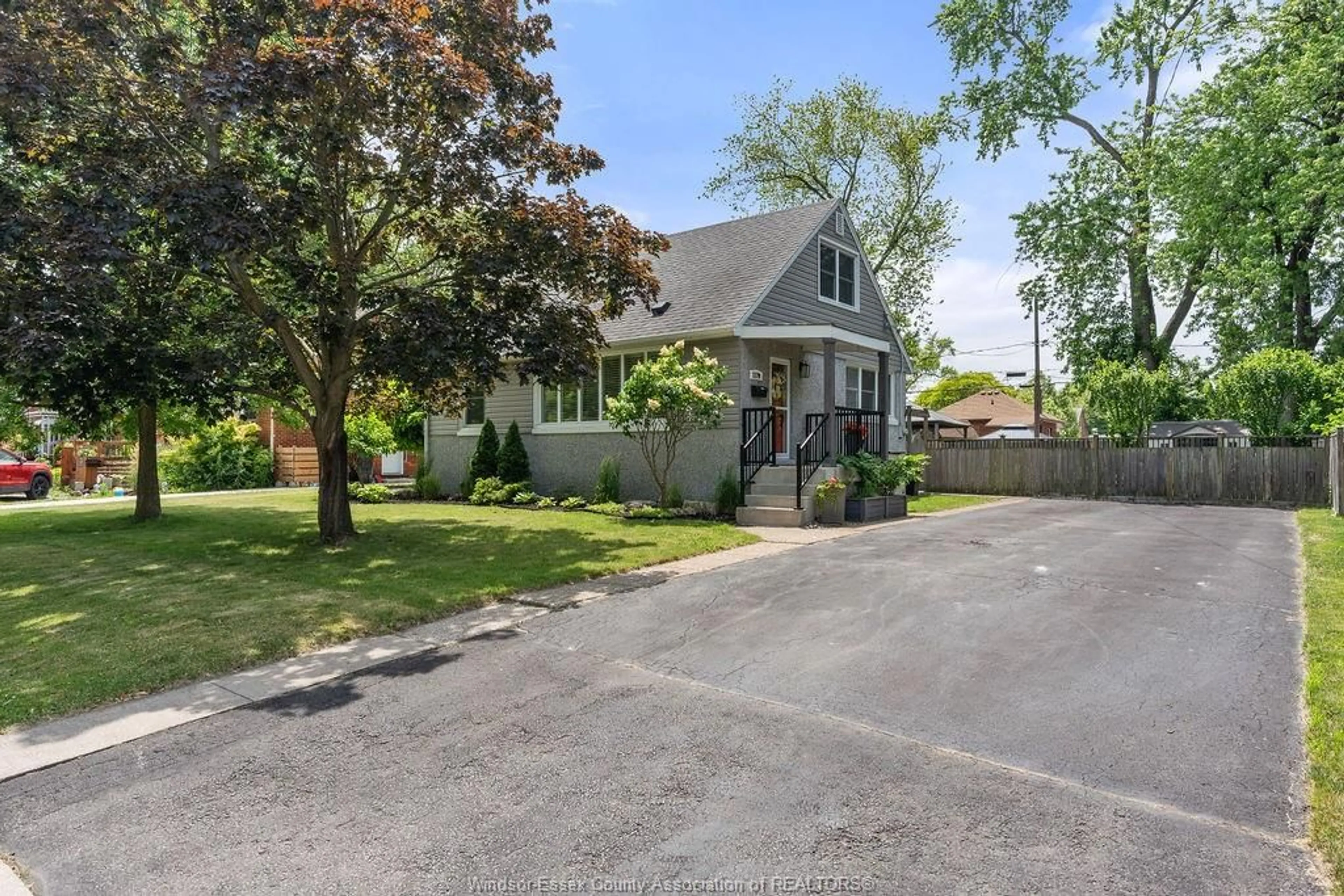 Unknown for 1179 BELLE ISLE VIEW Blvd, Windsor Ontario N8S 3G8