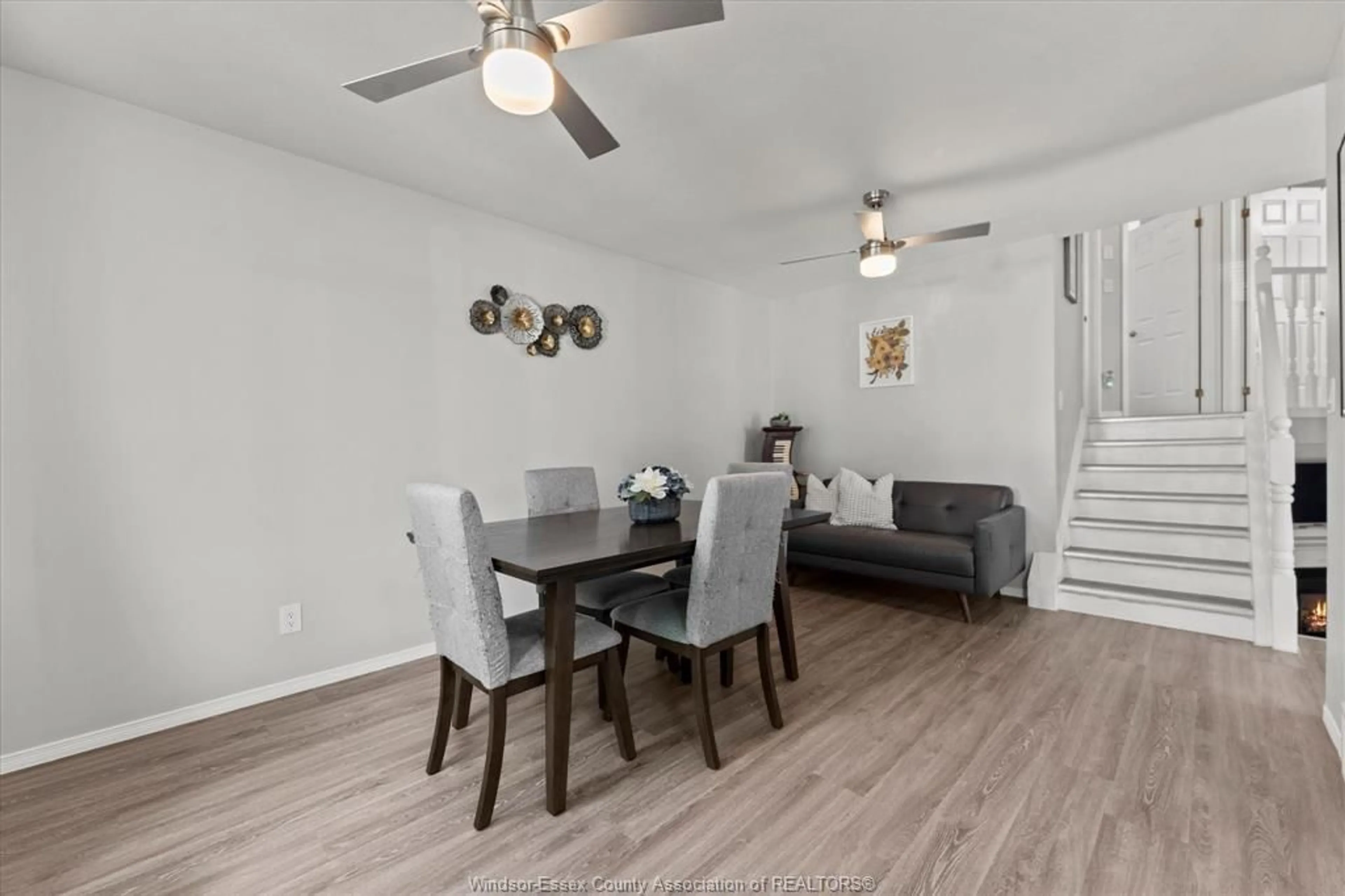 Dining room, wood/laminate floor for 2659 GEM, Windsor Ontario N8W 5N8