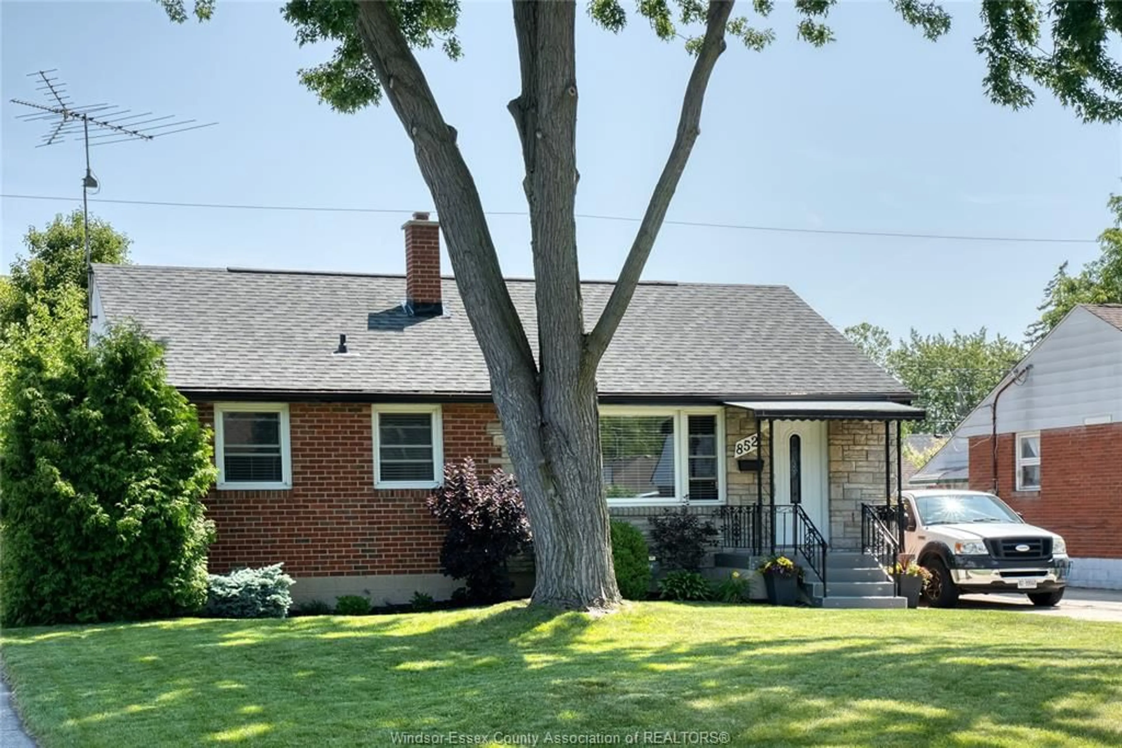 Home with brick exterior material, street for 852 LAPORTE Ave, Windsor Ontario N8S 3R4