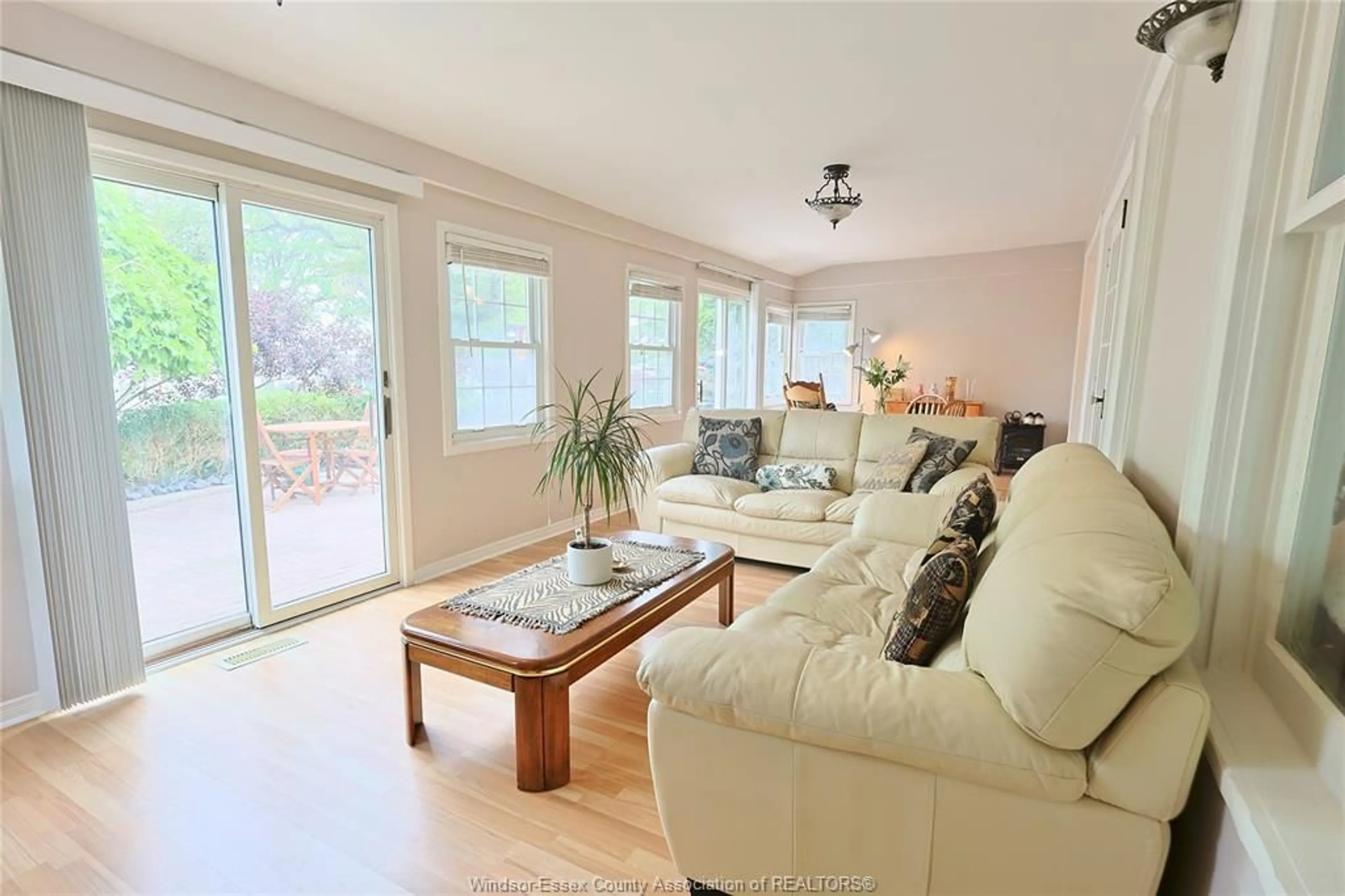Living room with furniture, unknown for 7785 RIVERSIDE Dr, Windsor Ontario N8S 1E1