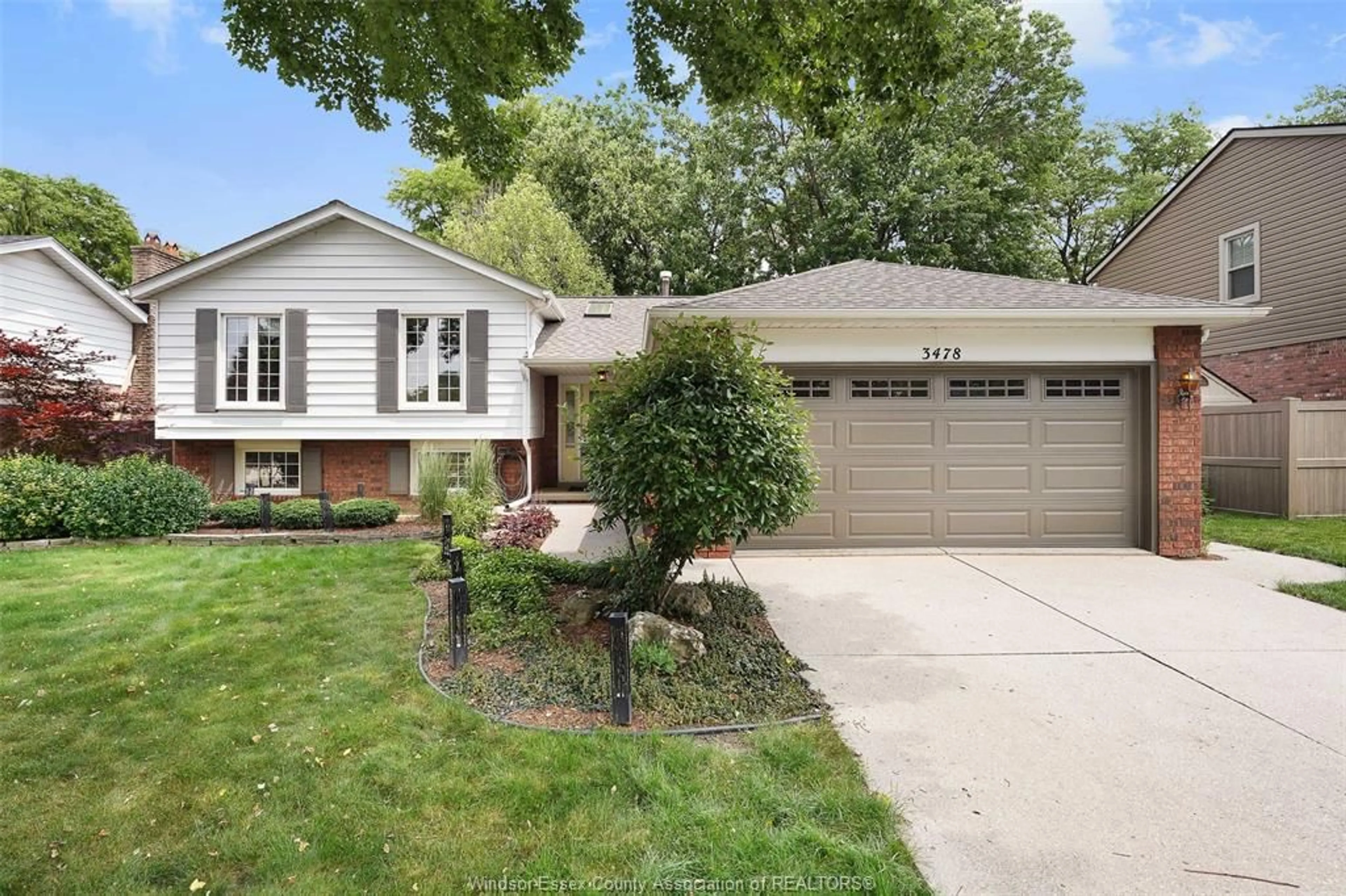 Home with vinyl exterior material, street for 3478 DRIFTWOOD, Windsor Ontario N9E 4A9