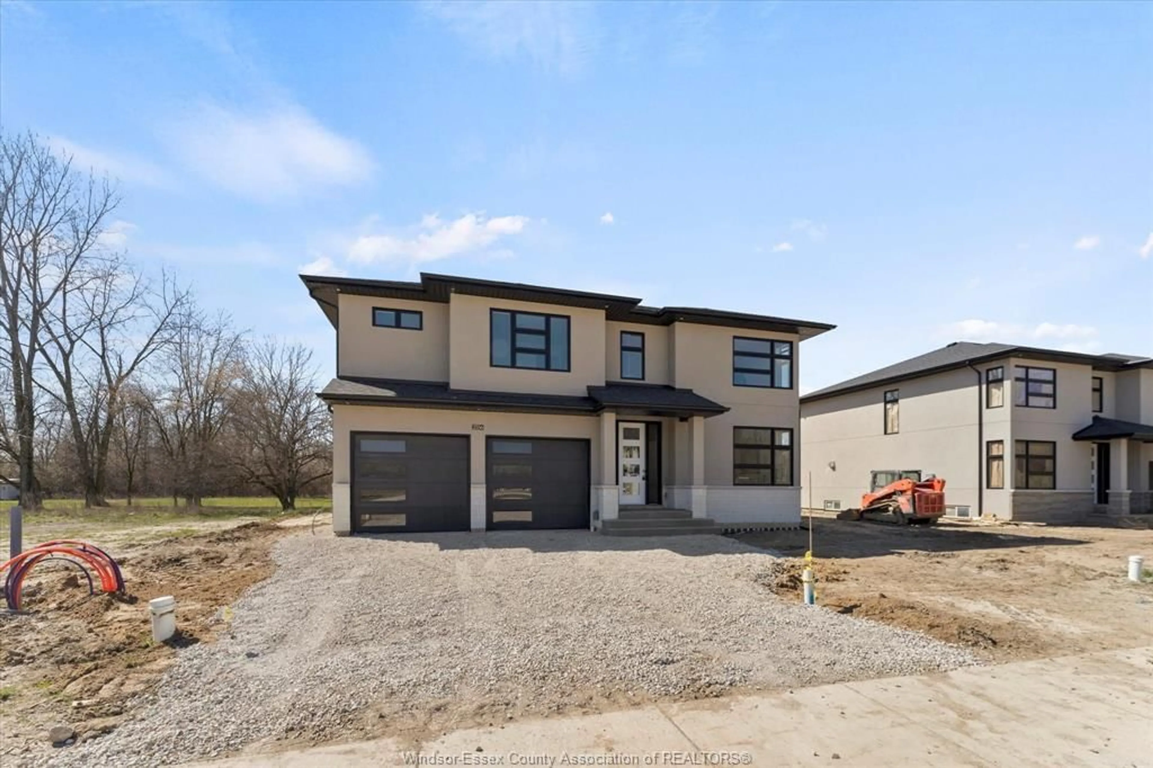 Home with brick exterior material, street for 2556 MAYFAIR South Ave, LaSalle Ontario N9J 3P1