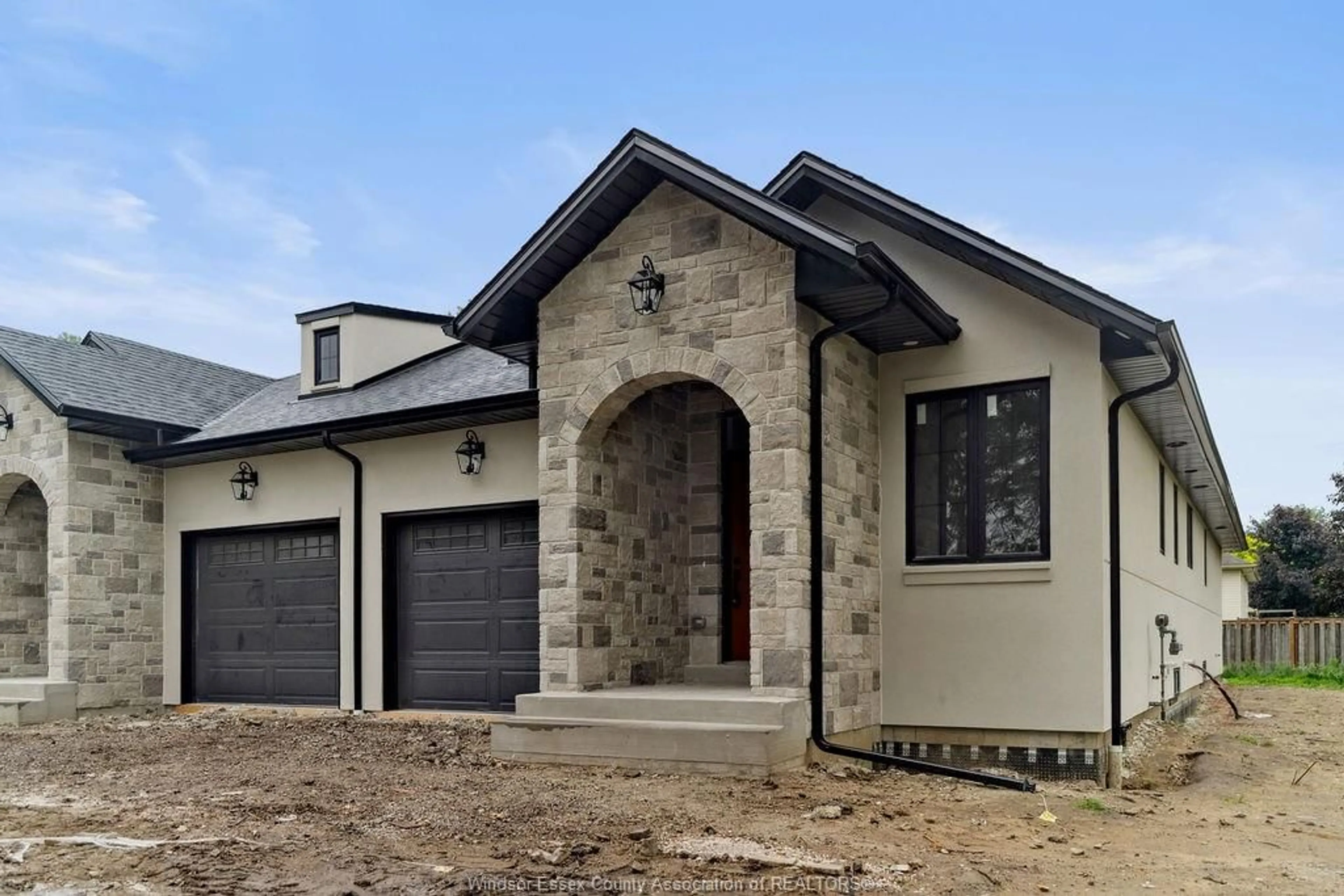 Home with brick exterior material, building for 1413 STUART, LaSalle Ontario N9J 1Y4