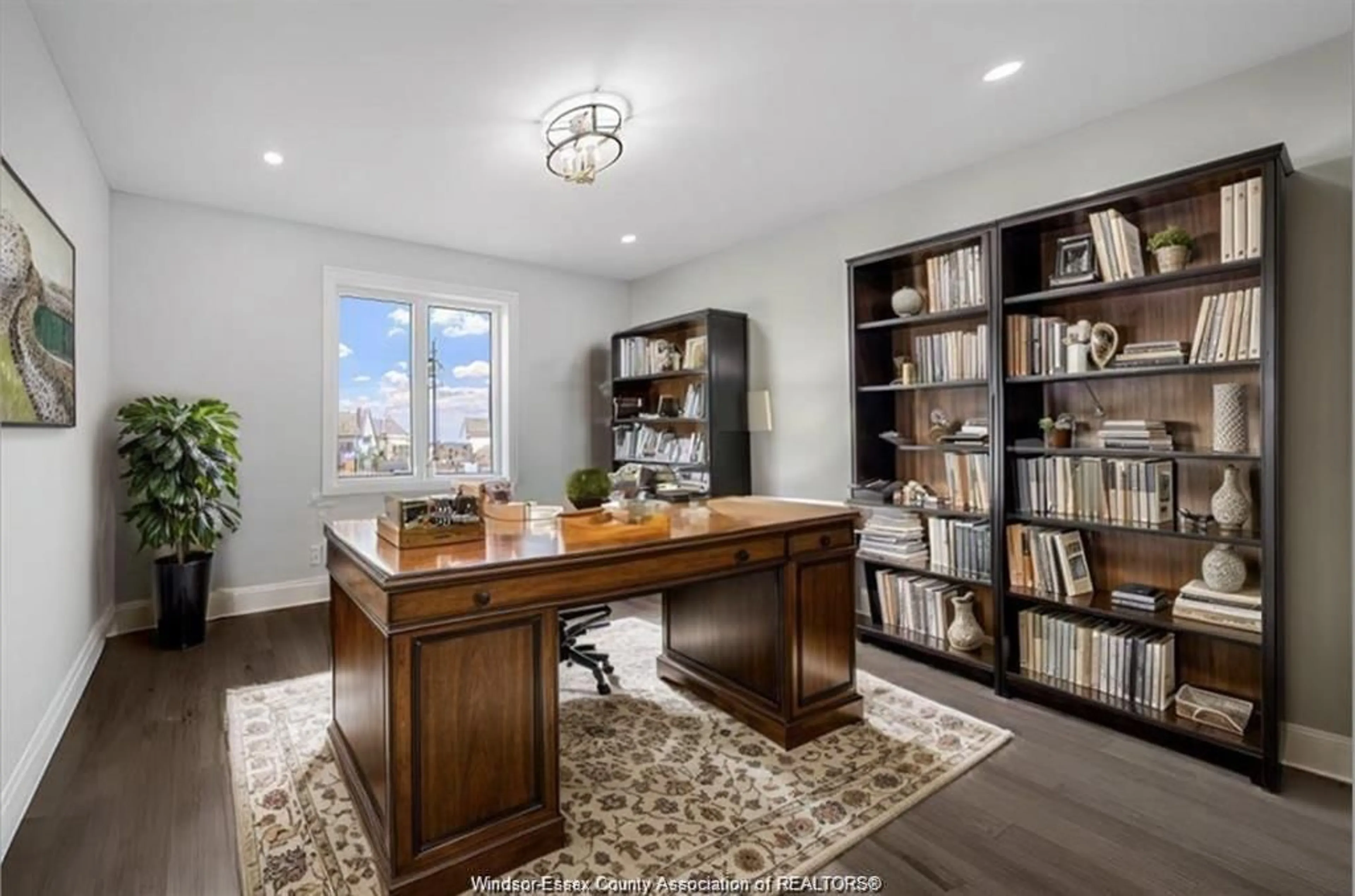 A pic of a room for 154 TUSCANY Trail, Chatham Ontario N7M 6G2