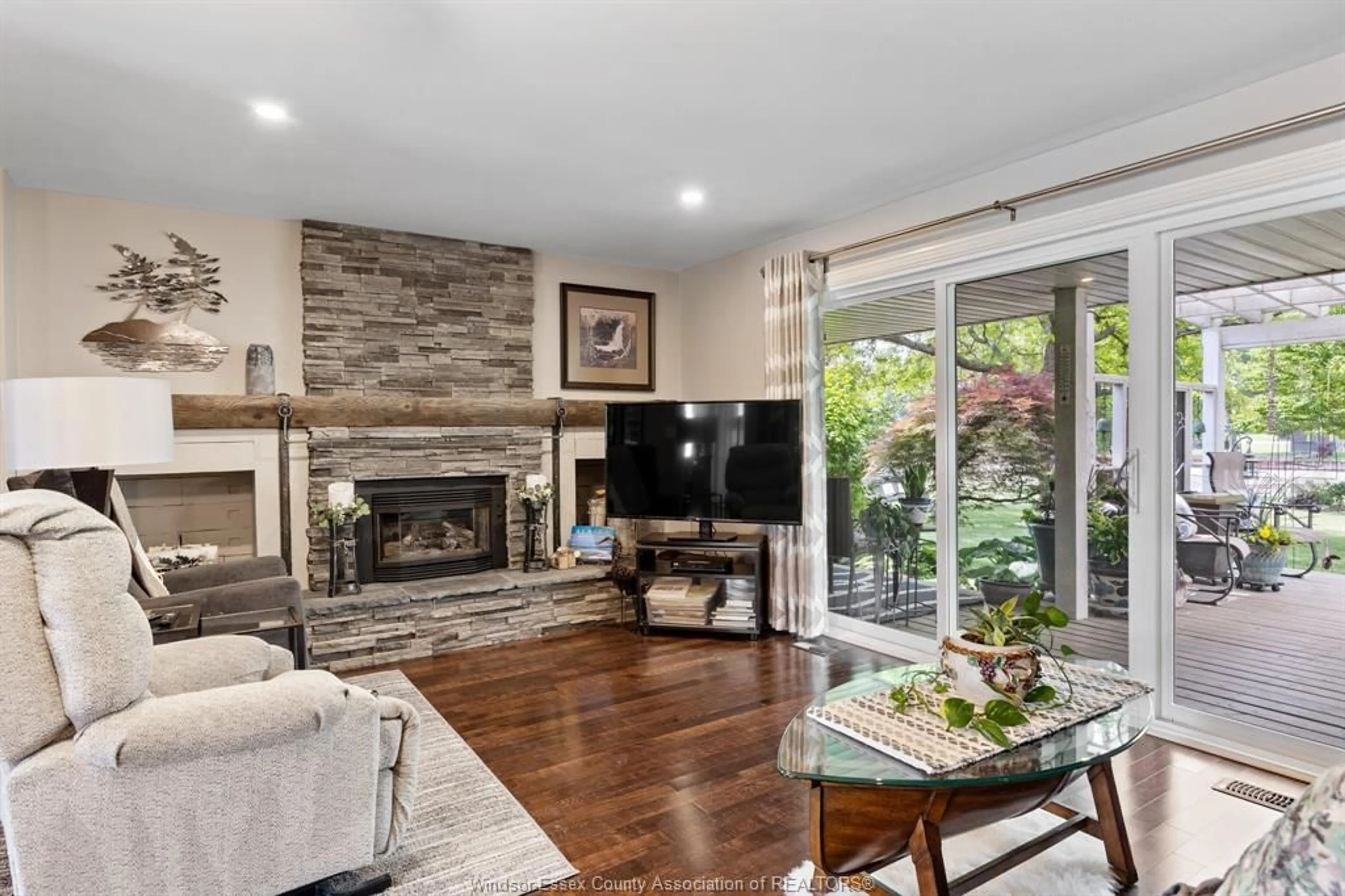 Living room with furniture, unknown for 345 HONEY Lane, Lakeshore Ontario N0R 1S0