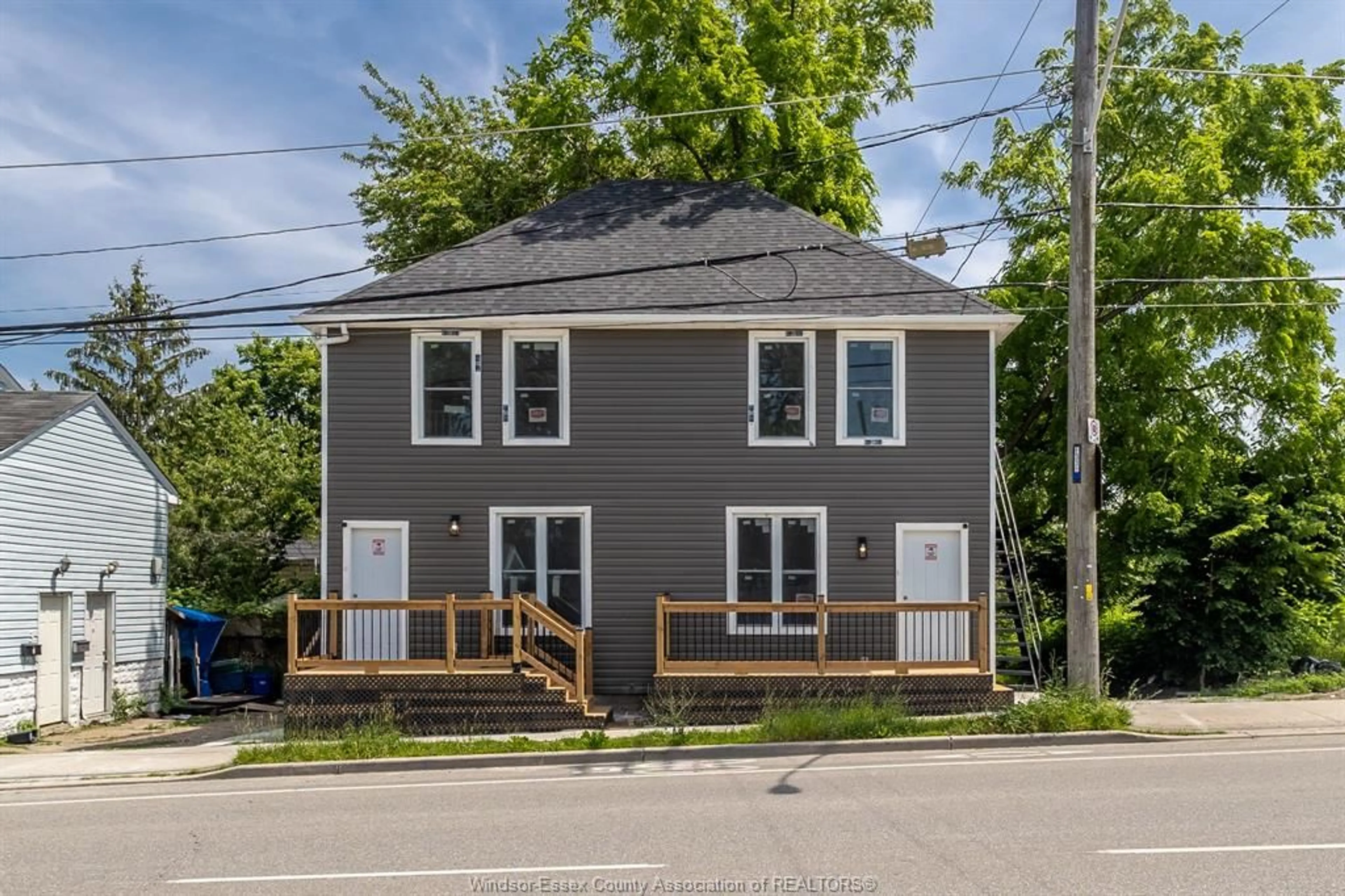 Unknown for 1219-1225 COLLEGE Ave, Windsor Ontario N9A 6B1