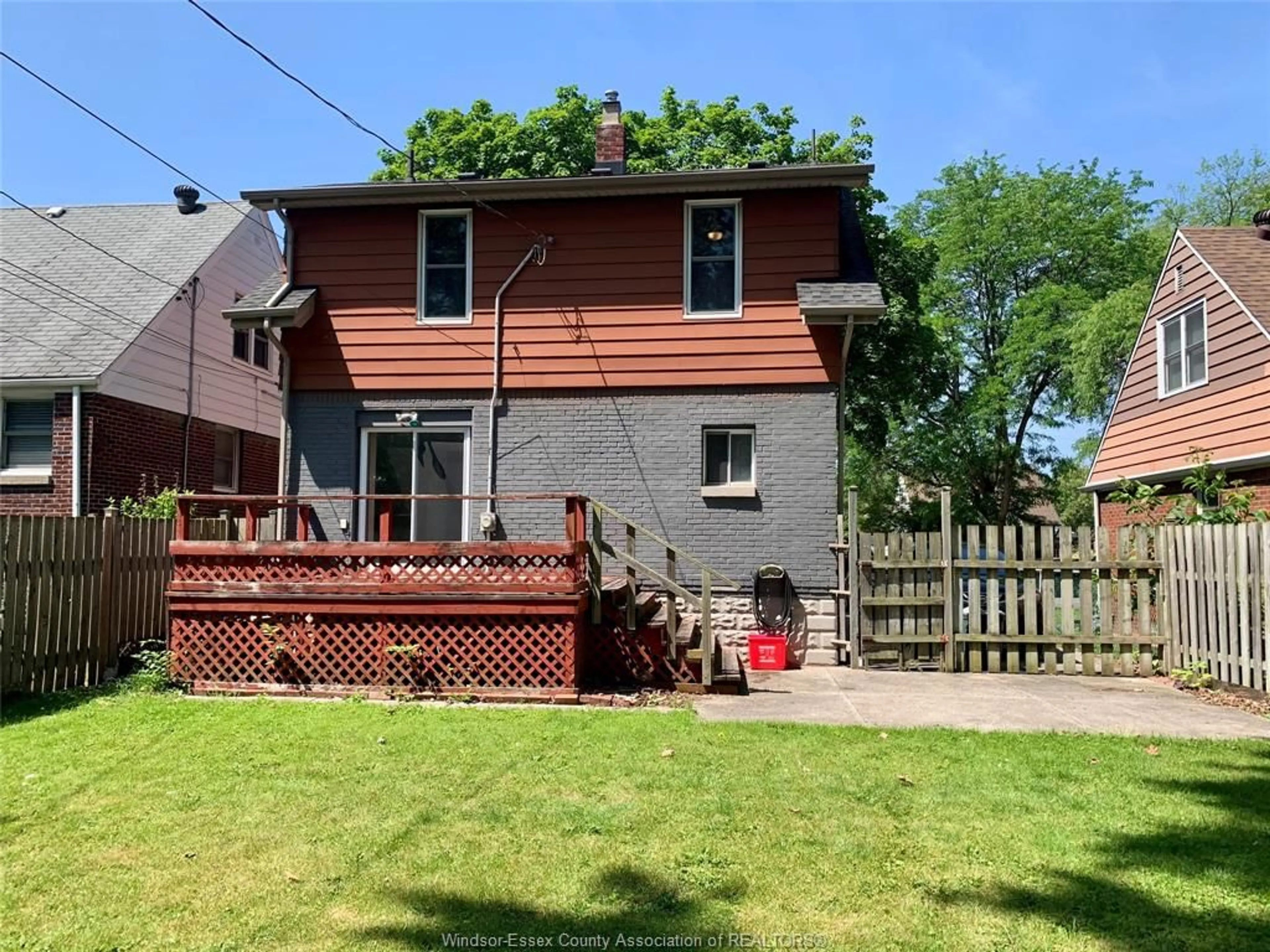 A pic from outside/outdoor area/front of a property/back of a property/a pic from drone, street for 1454 PILLETTE Rd, Windsor Ontario N8Y 3C1
