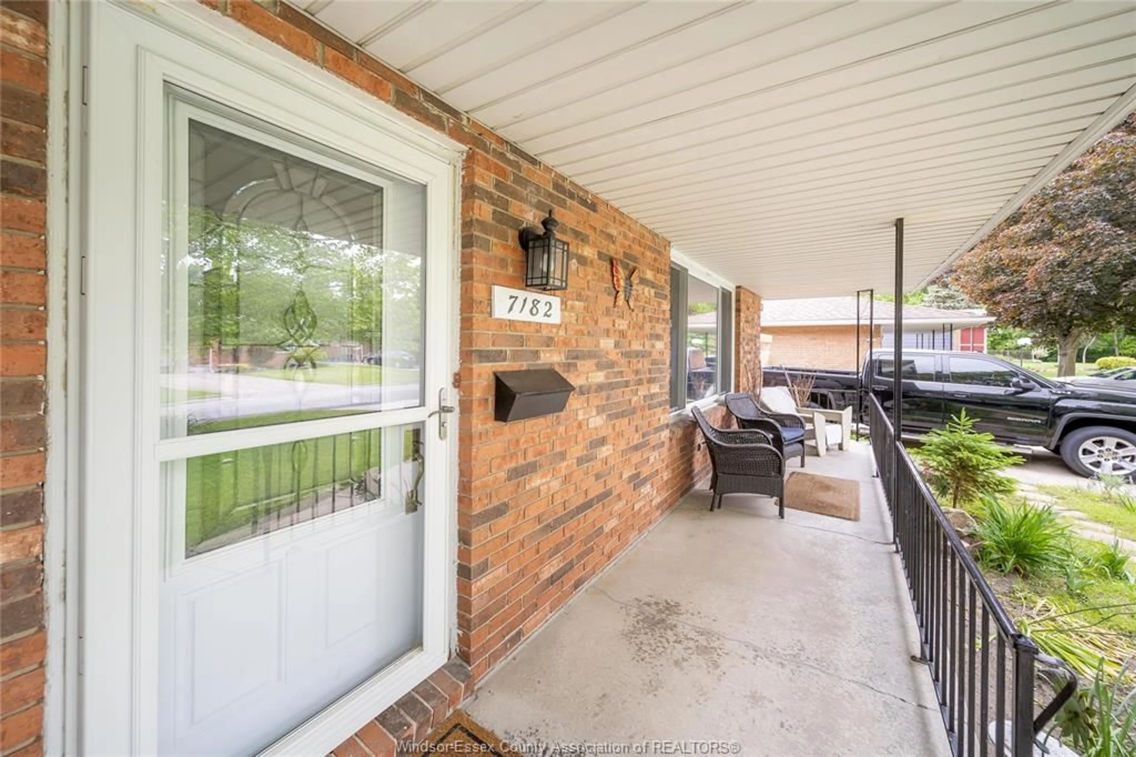 Unknown for 7182 ISABELLE Crt, Windsor Ontario N8S 4J7