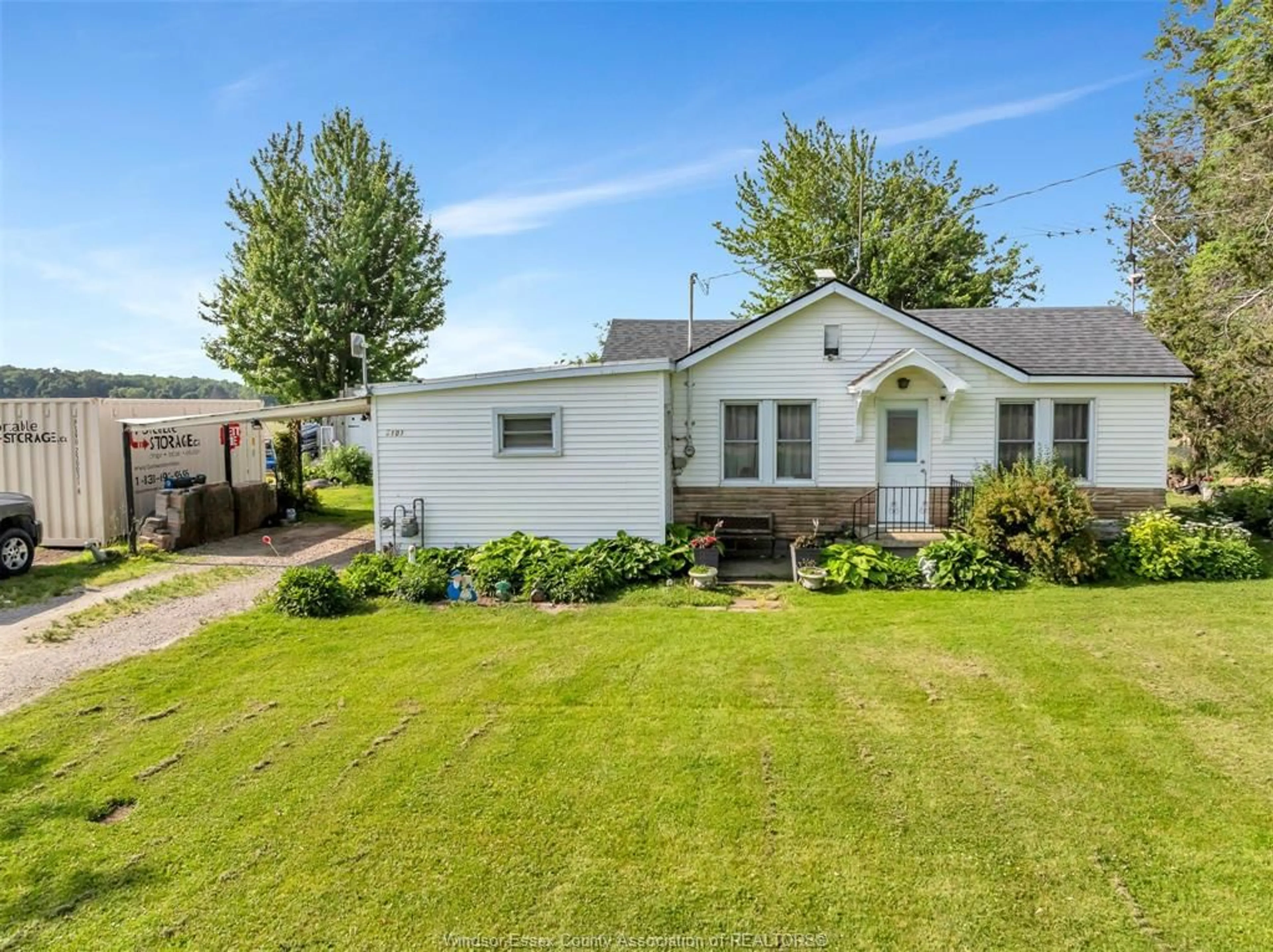 Unknown for 1101 ROAD 2 WEST, Kingsville Ontario N9Y 2E4