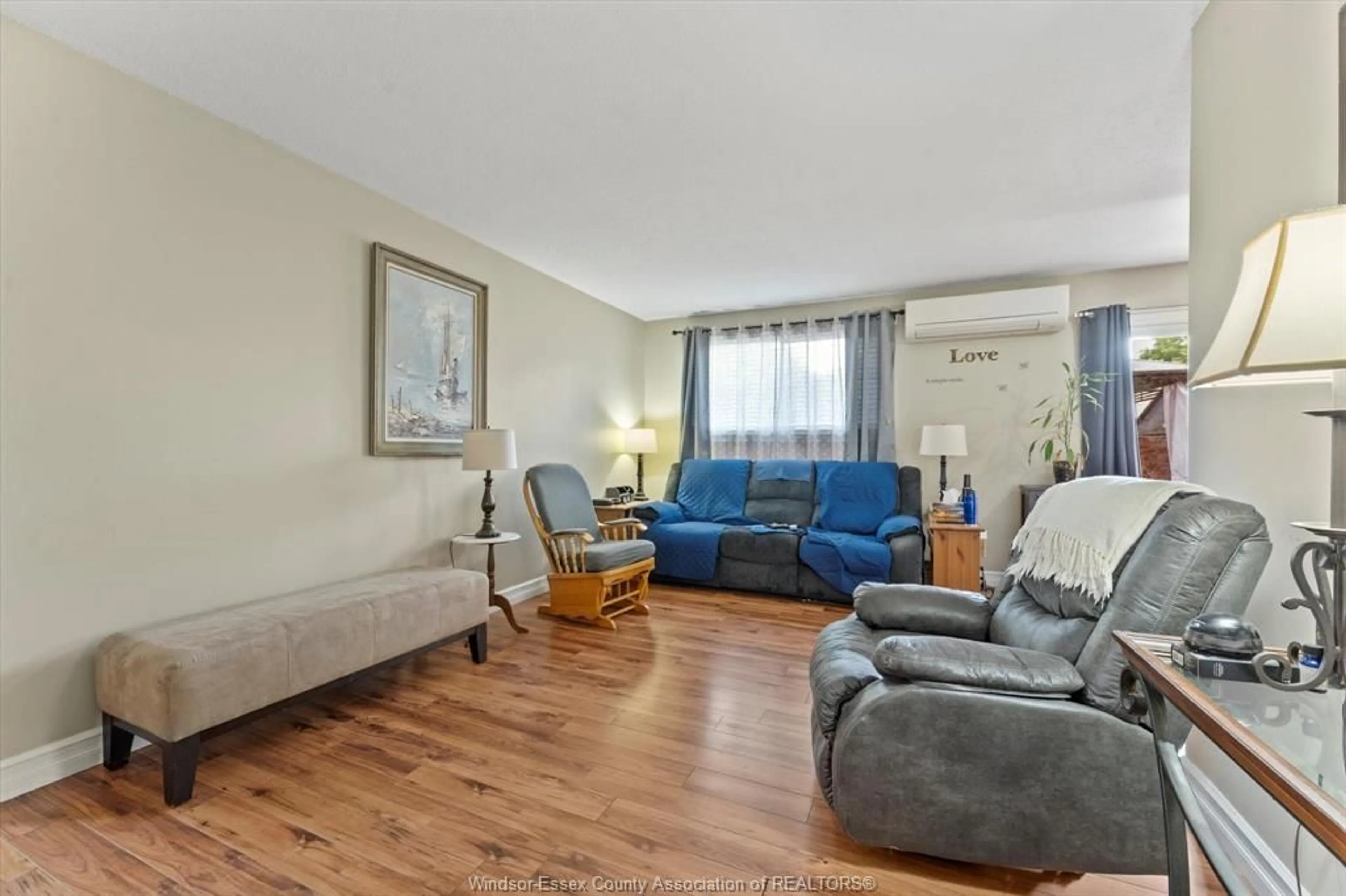 Living room with furniture, unknown for 8549 FOXHILL Pl, Windsor Ontario N8S 4J1