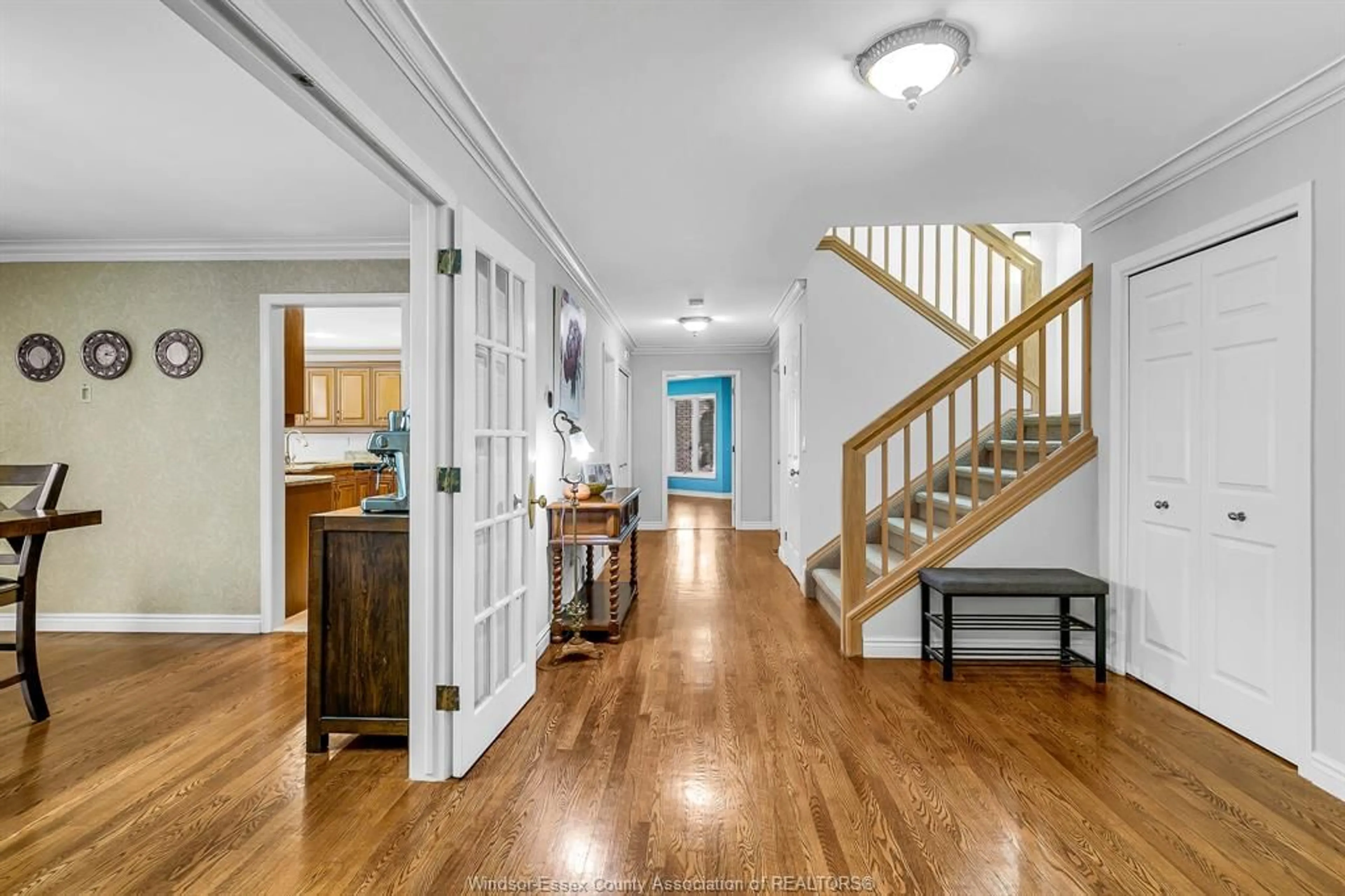 Indoor entryway for 3463 ANCASTER Crt, Windsor Ontario N9E 4J5