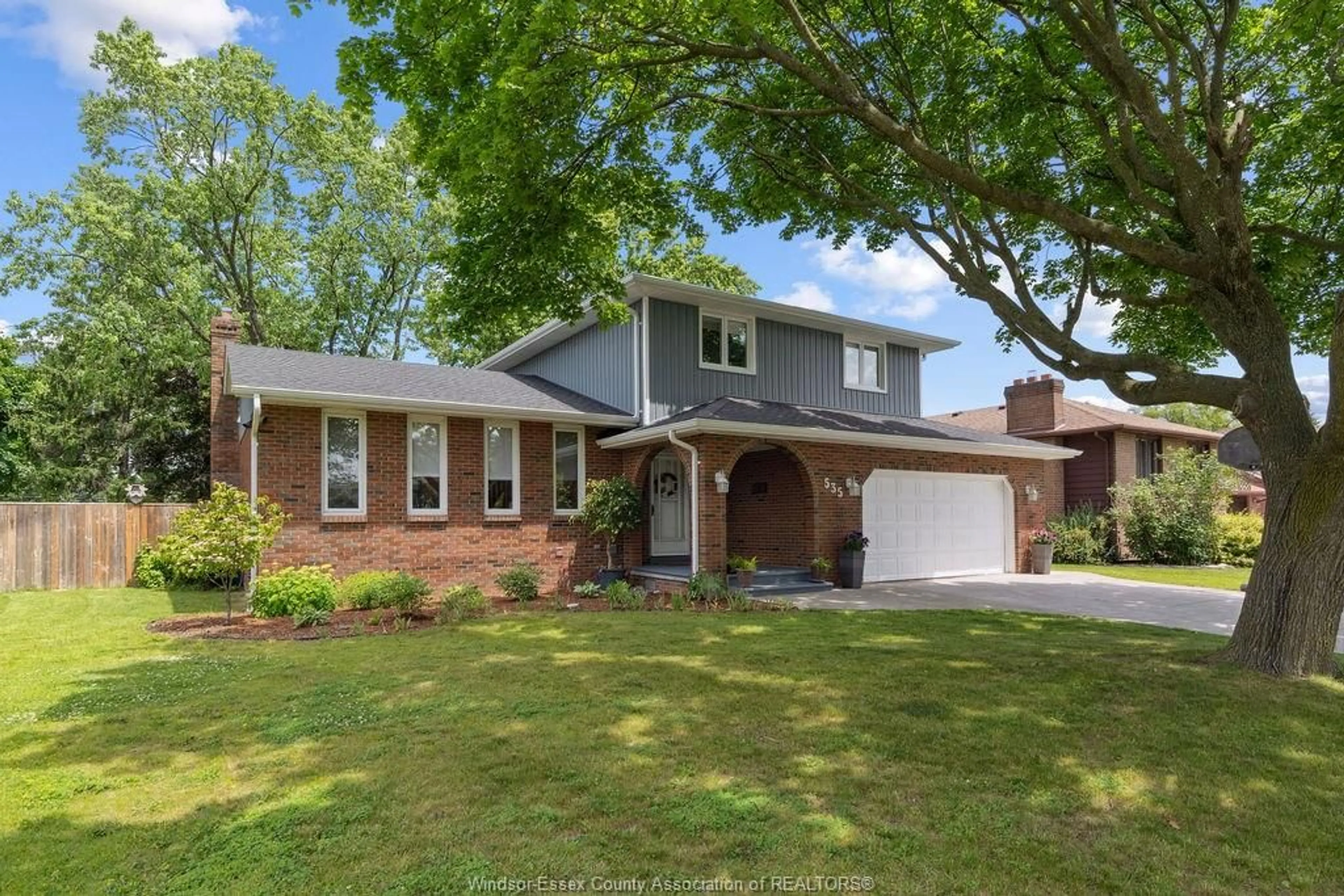 Home with brick exterior material, street for 535 COLLIER Cres, Tecumseh Ontario N8N 4N7