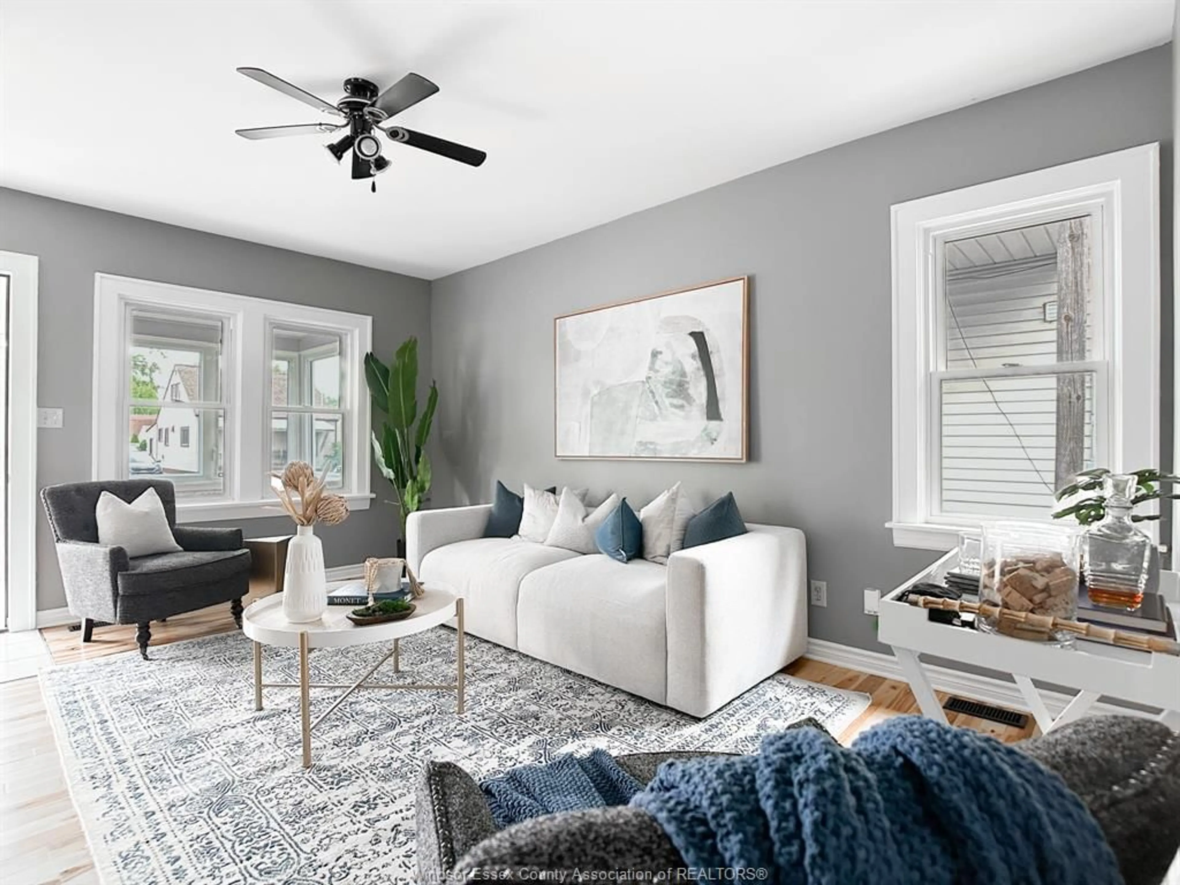 Living room with furniture, unknown for 315 LOGAN, Windsor Ontario N8X 2V1