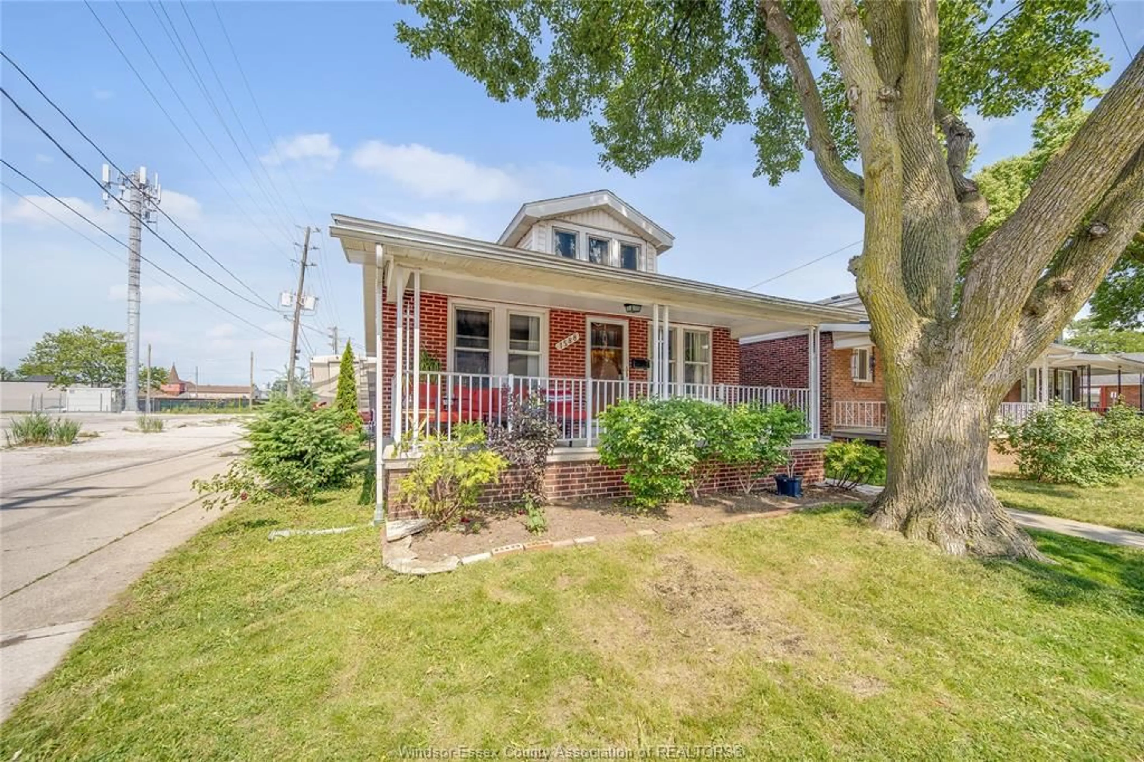 Unknown for 1588 MARENTETTE, Windsor Ontario N8X 4E3