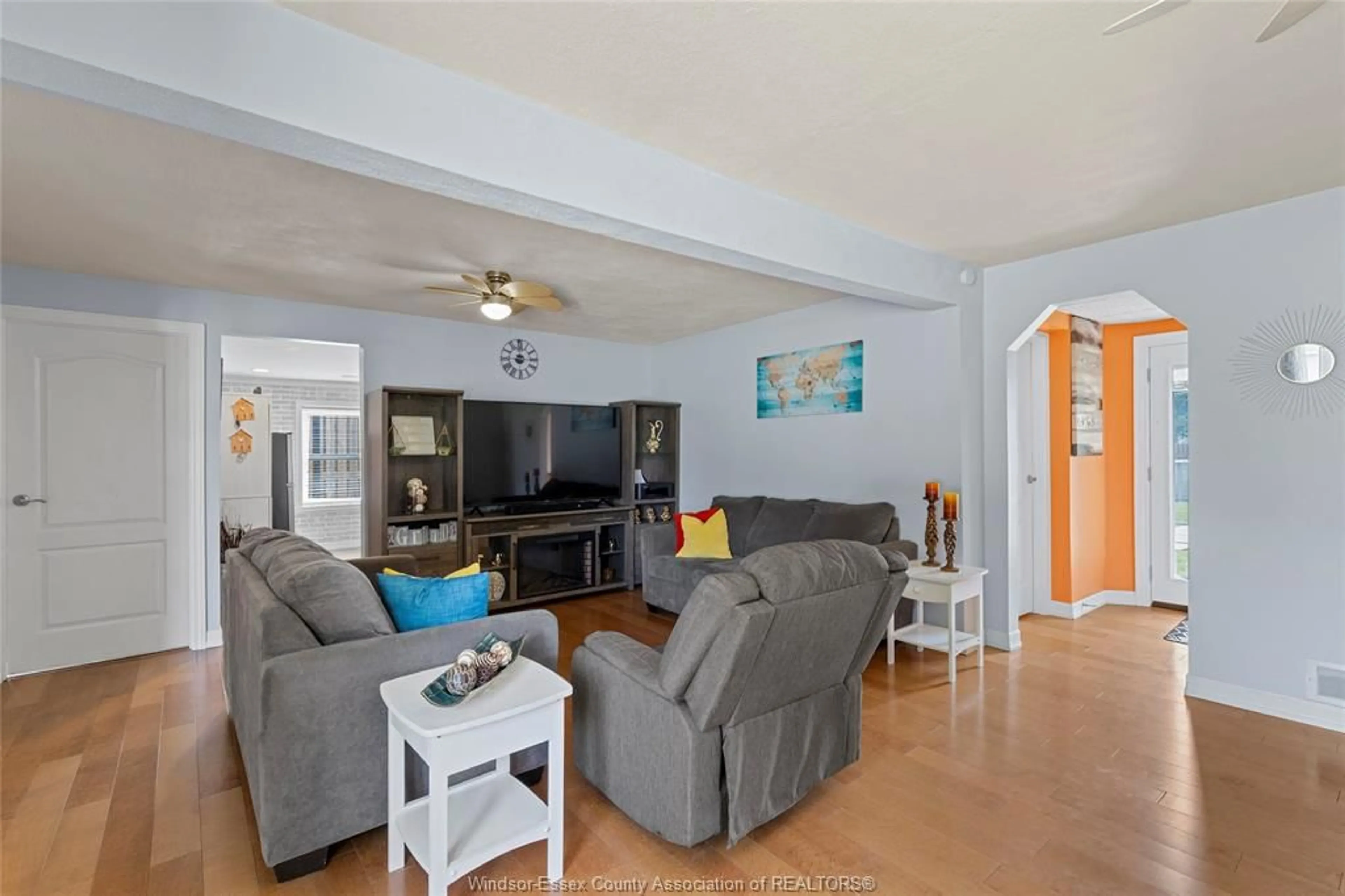 Living room with furniture, unknown for 295 CLITHEROW, Colchester Ontario N0R 1G0