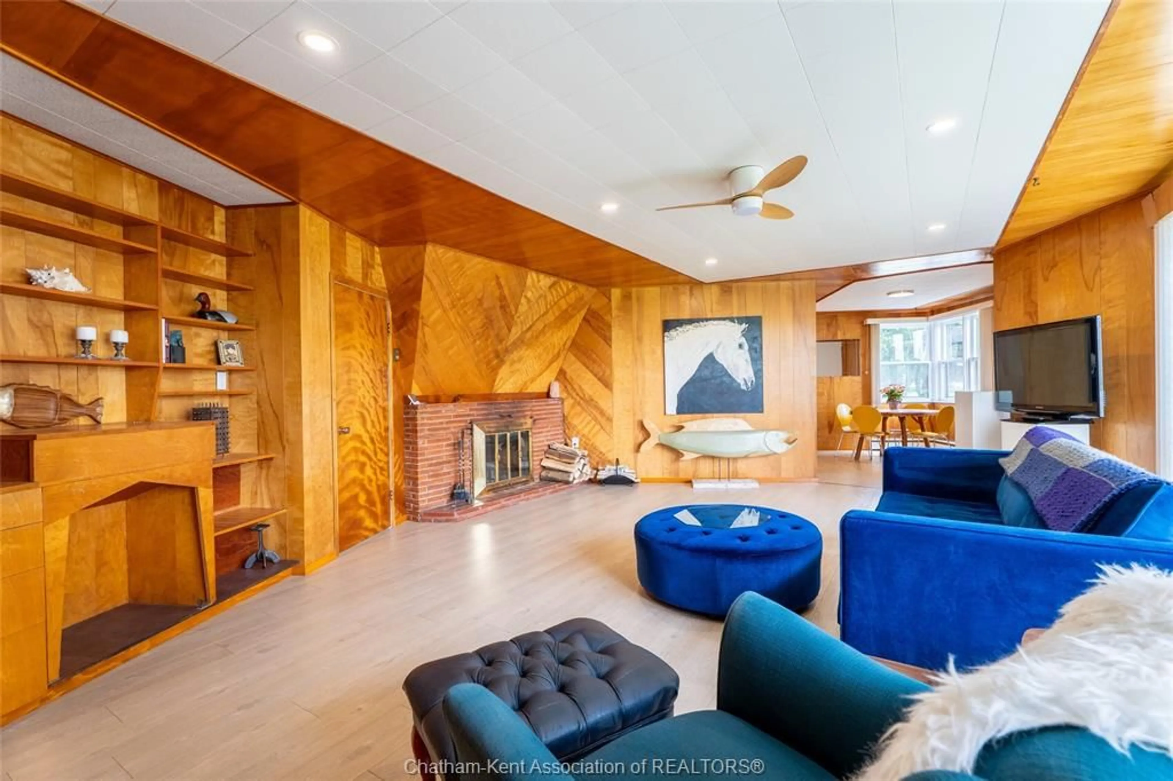 Lobby for 6959 RIVERVIEW Line, Chatham Ontario N7M 5T1