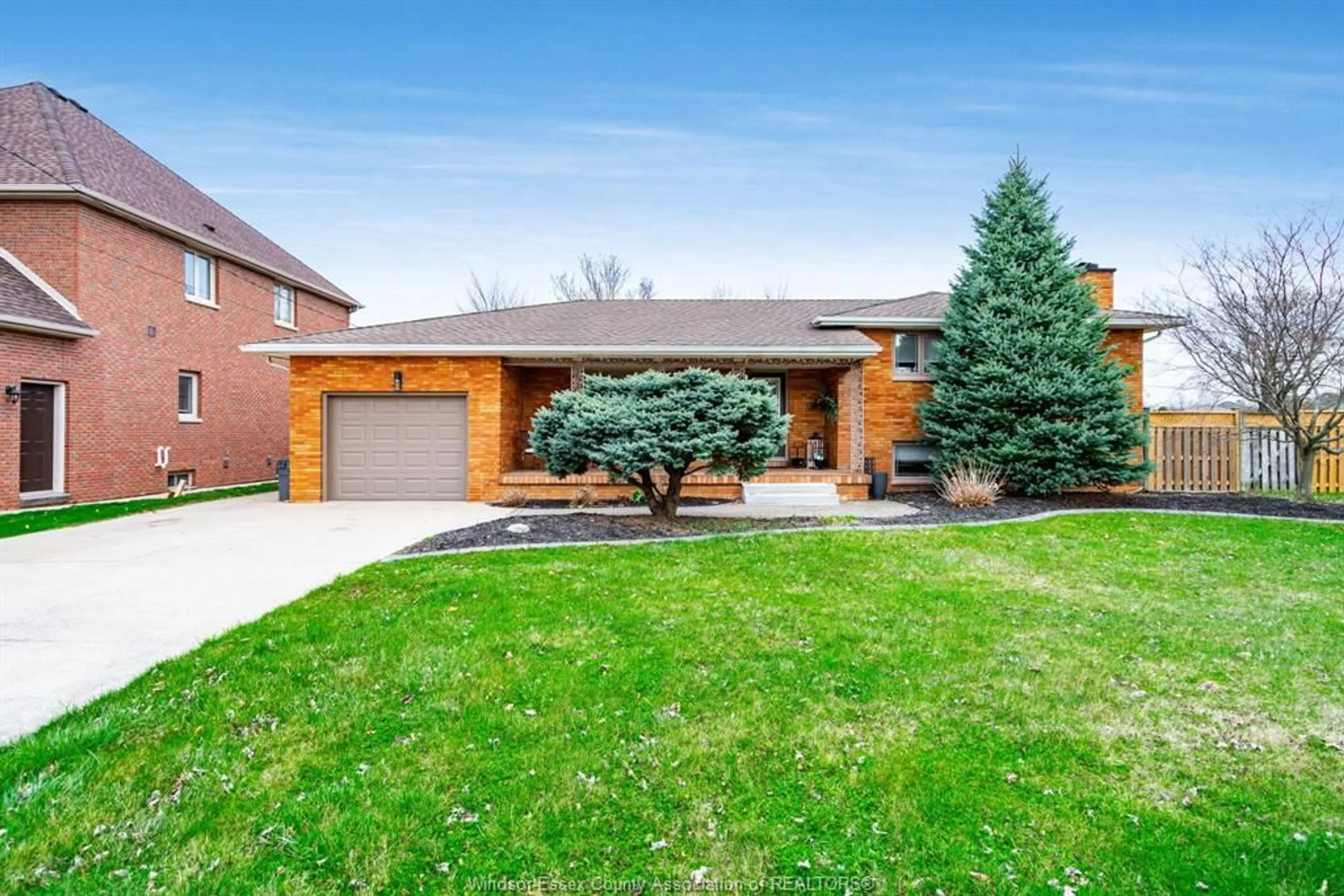 Home with brick exterior material, street for 1900 OMIRA, LaSalle Ontario N9H 1R2