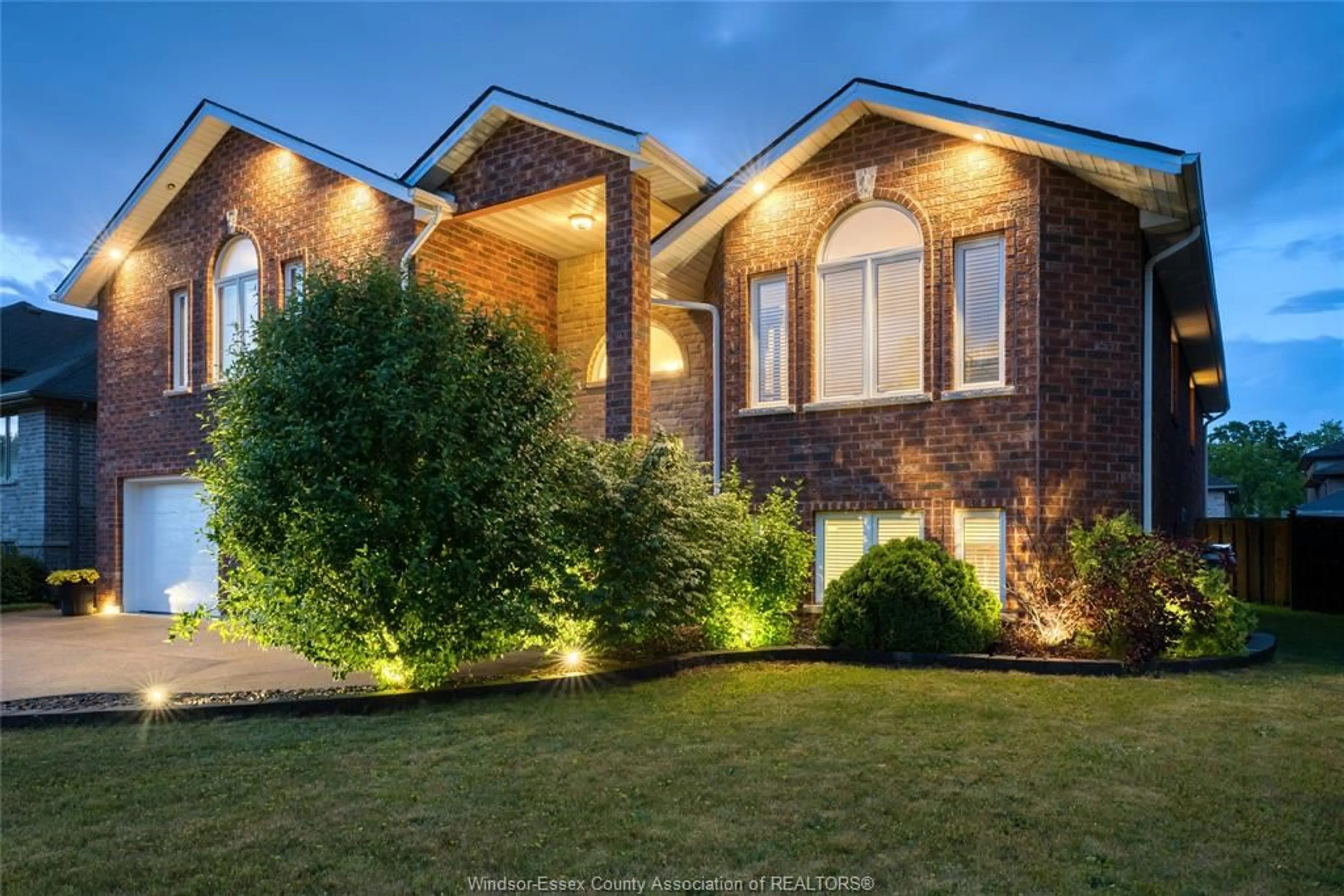 Home with brick exterior material, street for 455 HURON, LaSalle Ontario N9J 1J7