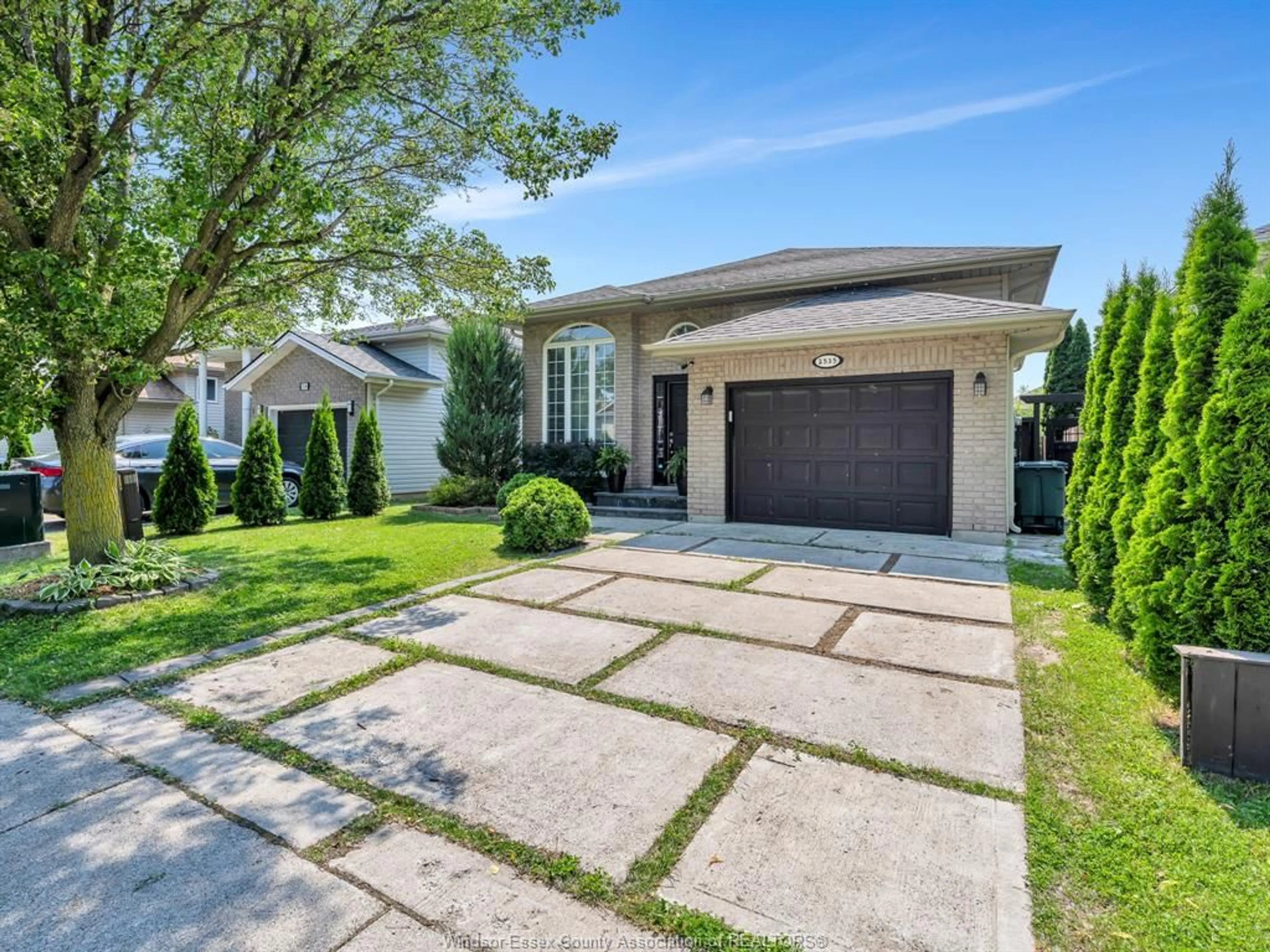 Home with brick exterior material, street for 2535 LUXURY Ave, Windsor Ontario N8P 1S8