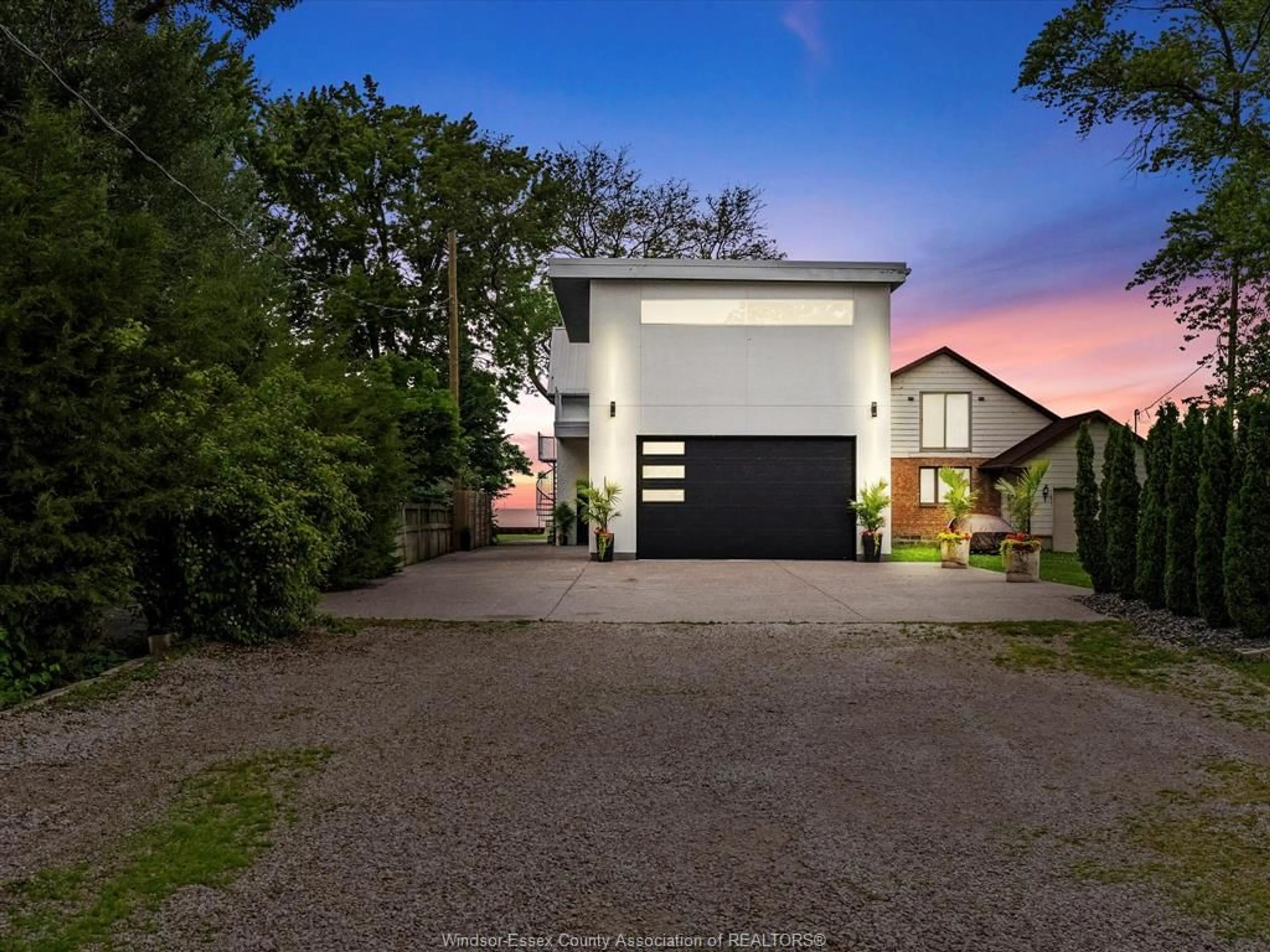 Unknown for 1674 CAILLE Ave, Lakeshore Ontario N8L 0J4