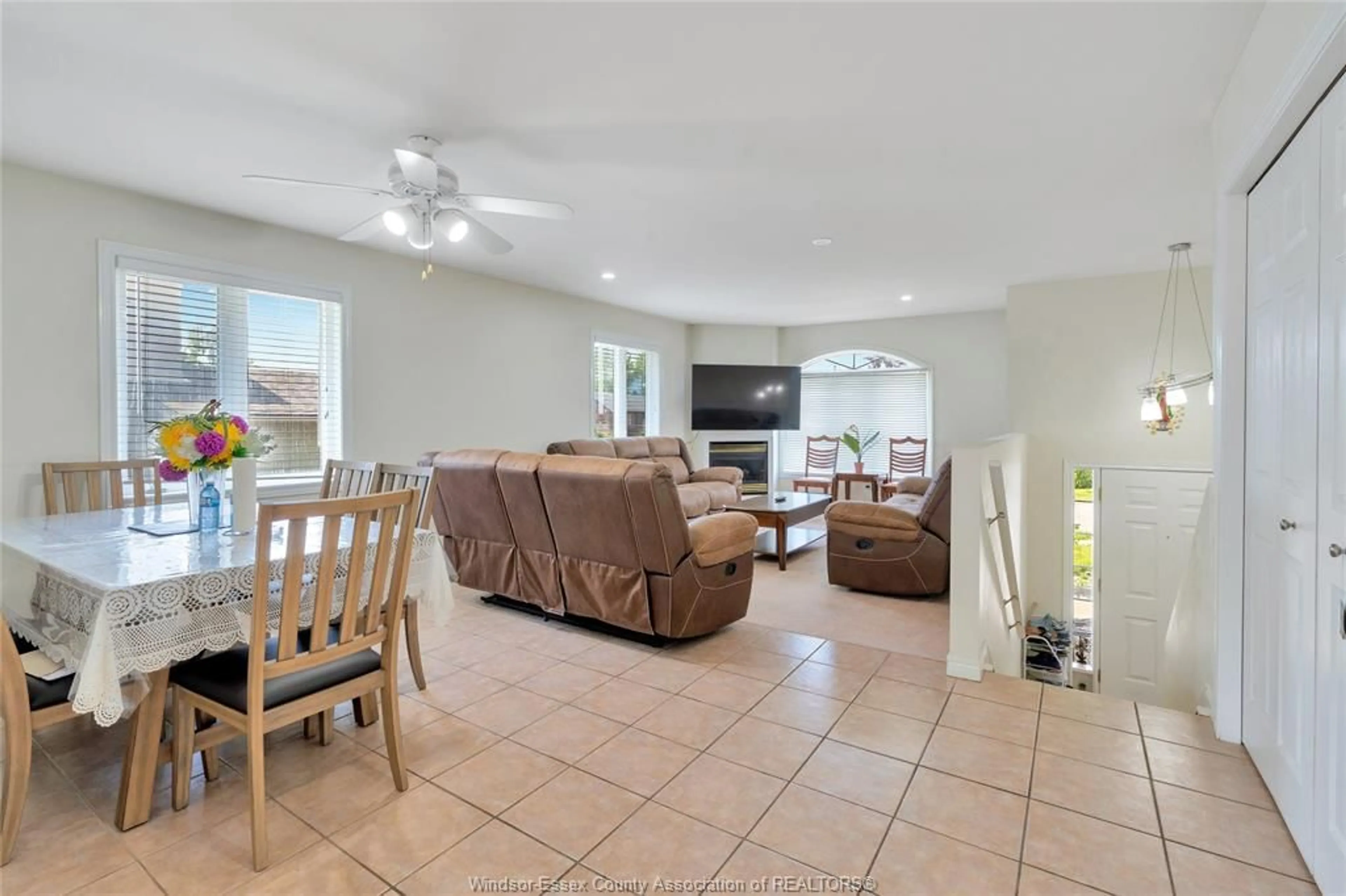 Living room with furniture, ceramic/tile floor for 592 BANWELL, Windsor Ontario N8P 1J8