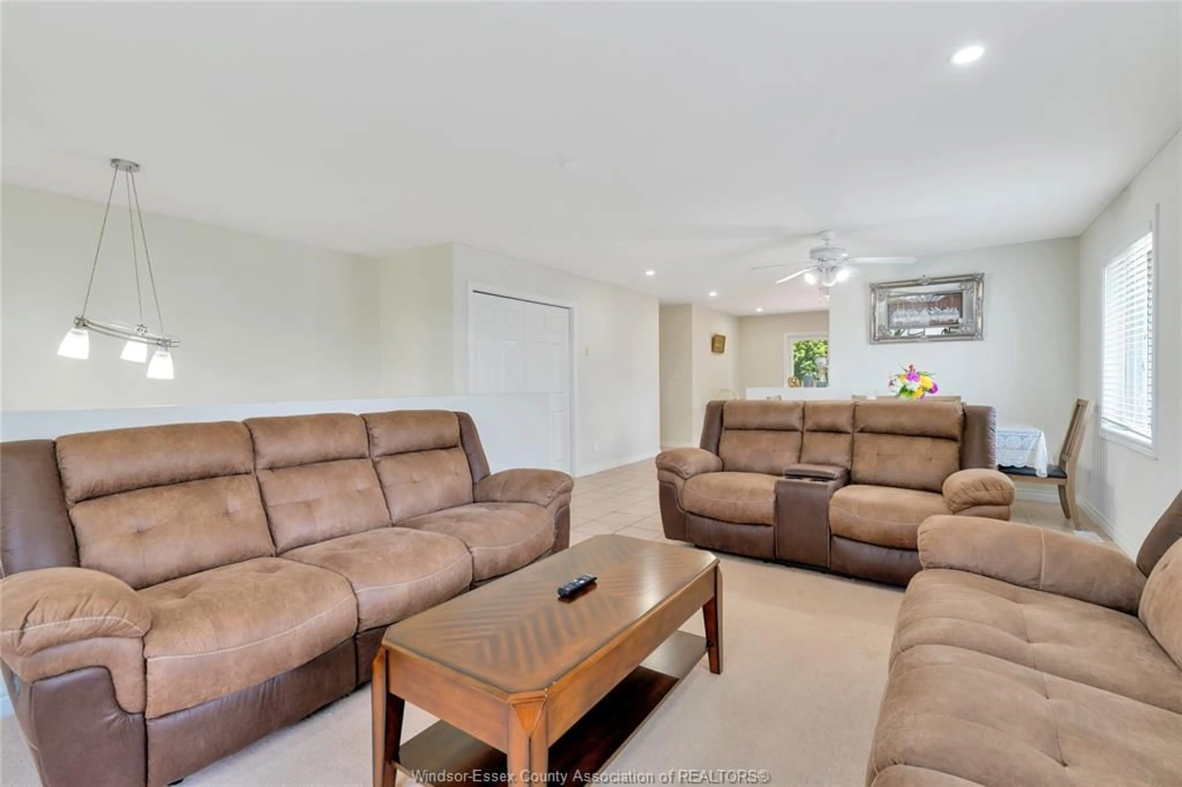 Living room with furniture, unknown for 592 BANWELL, Windsor Ontario N8P 1J8