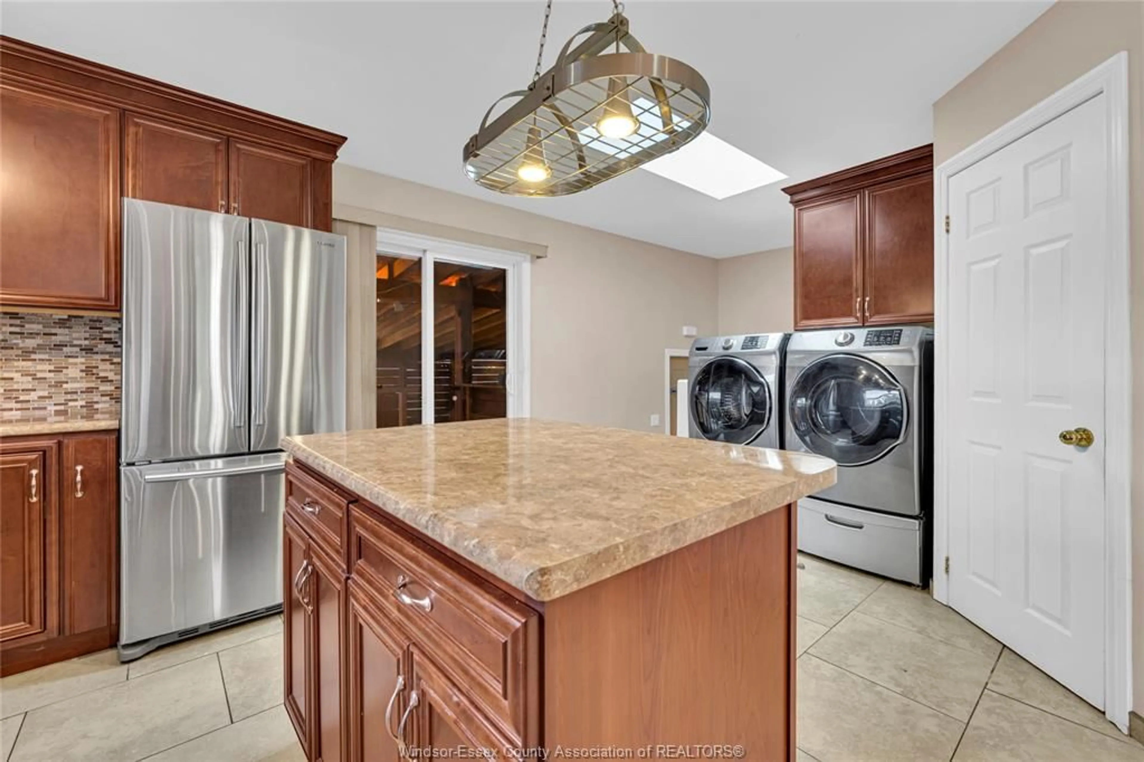 Unknown for 1036 MARENTETTE Ave, Windsor Ontario N9A 2A5