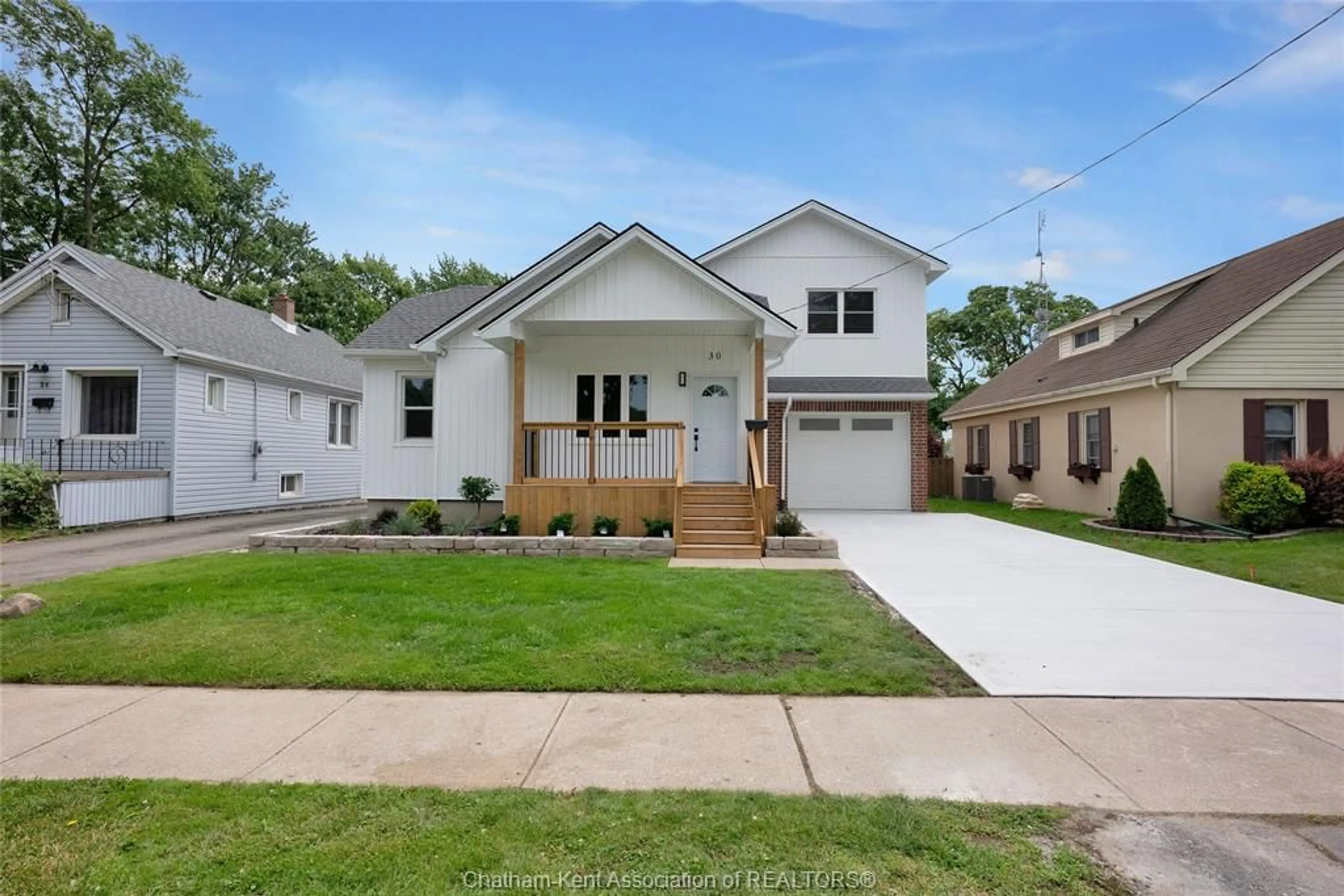 Home with brick exterior material, street for 30 MCNAUGHTON Ave, Chatham Ontario N7L 2G1