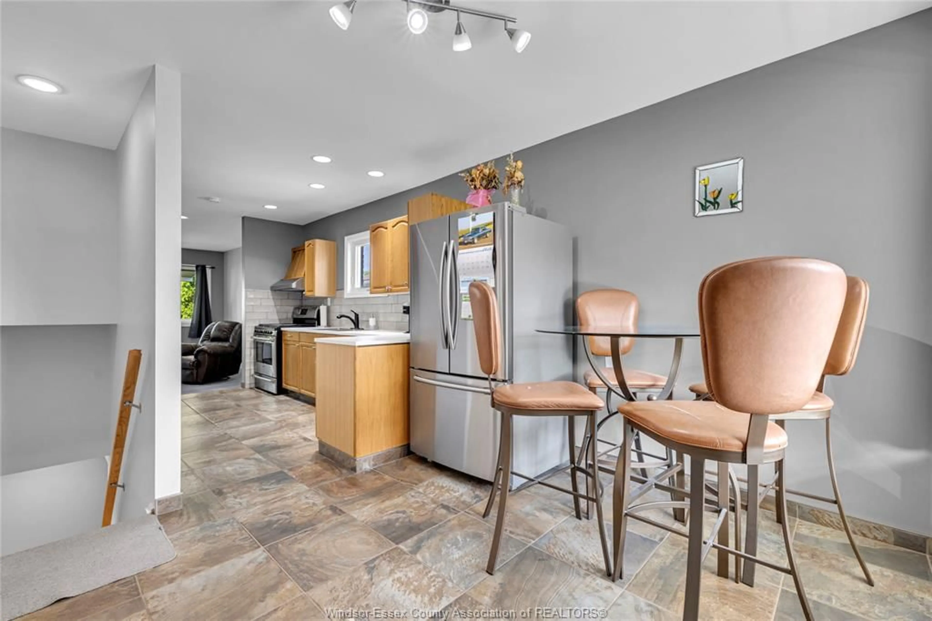 Open concept kitchen, ceramic/tile floor for 1517 BERNARD Rd, Windsor Ontario N8Y 4K5